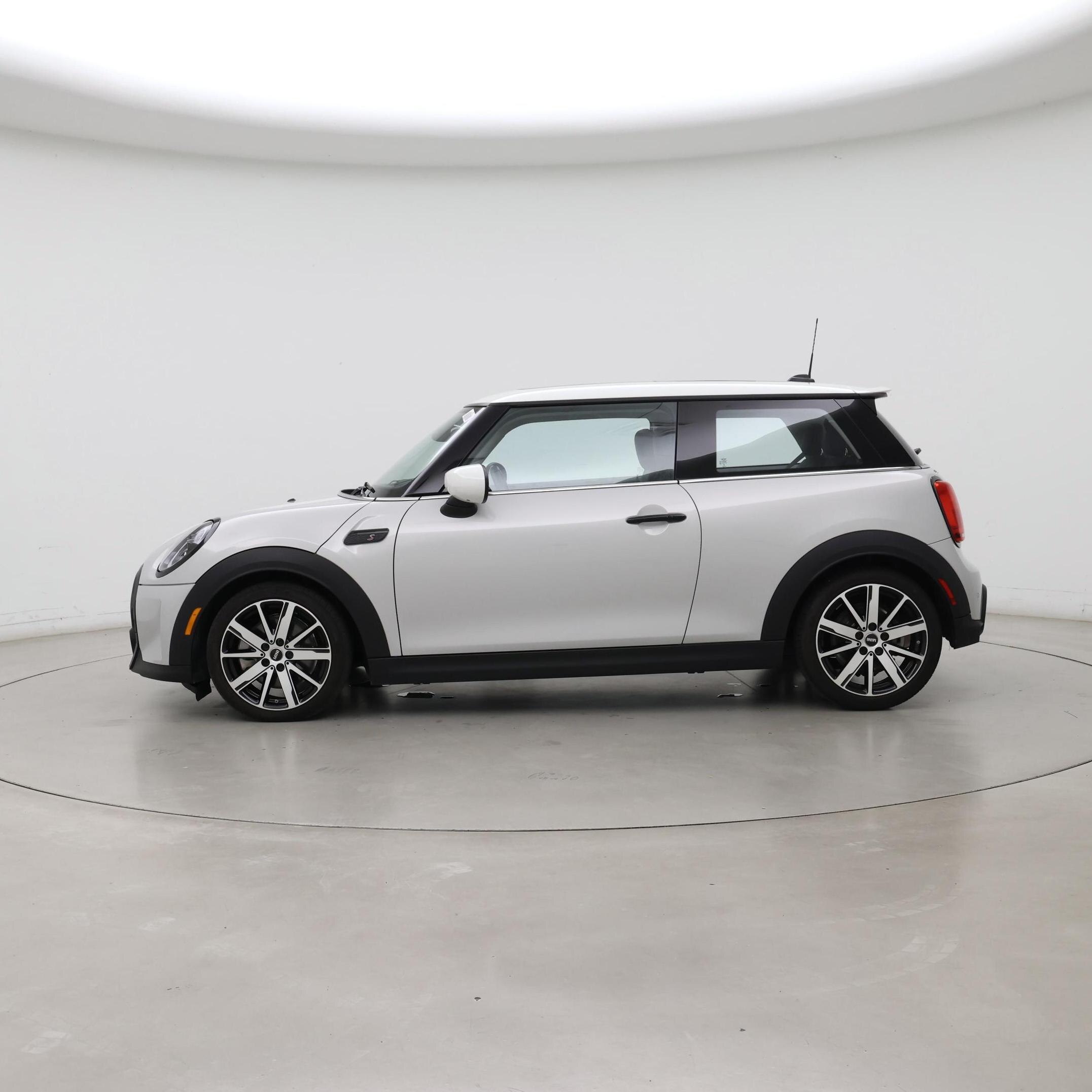 Thumbnail: 2023 MINI Cooper Hardtop - 3