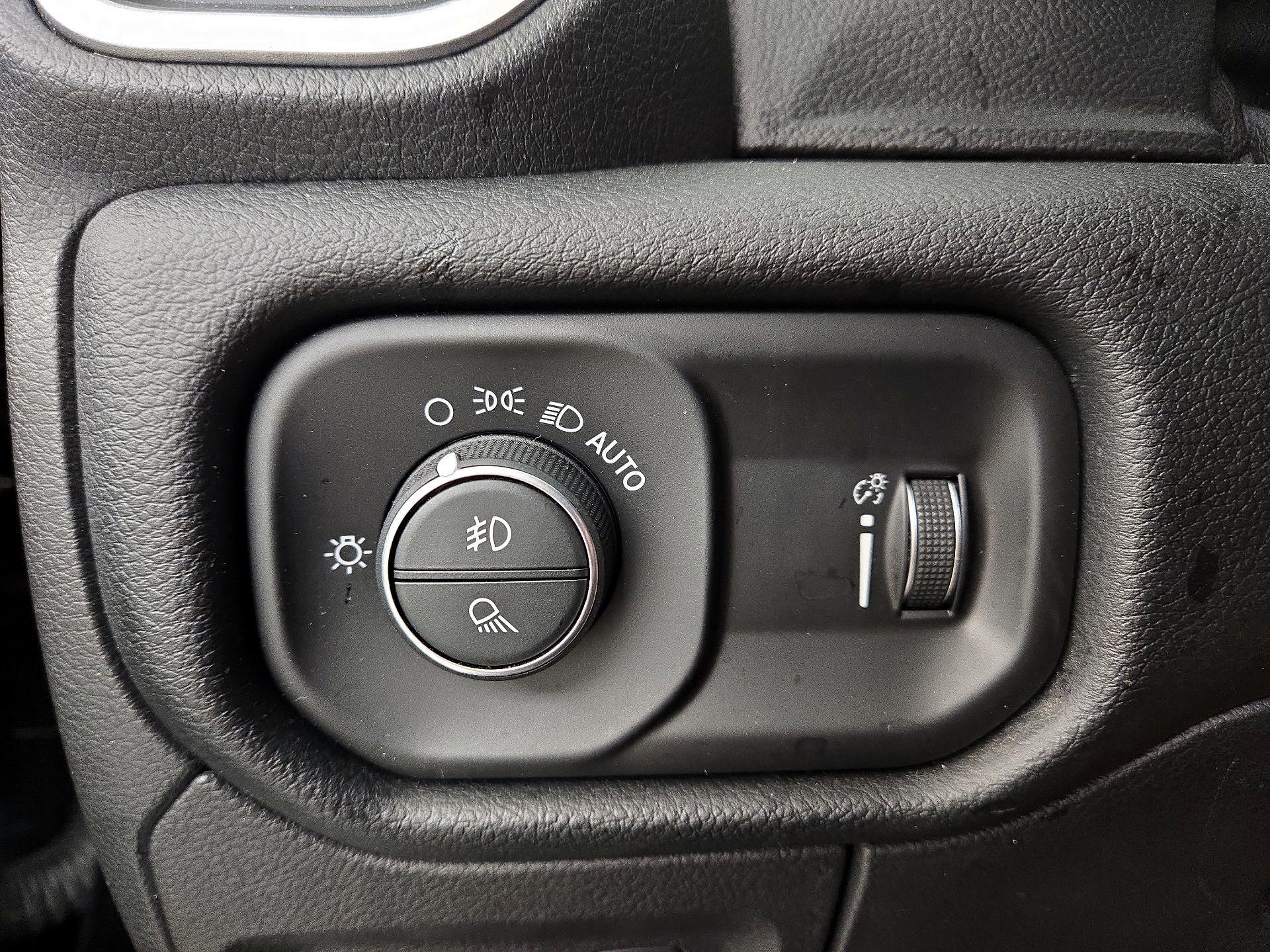 Thumbnail: 2021 RAM 1500 - 13