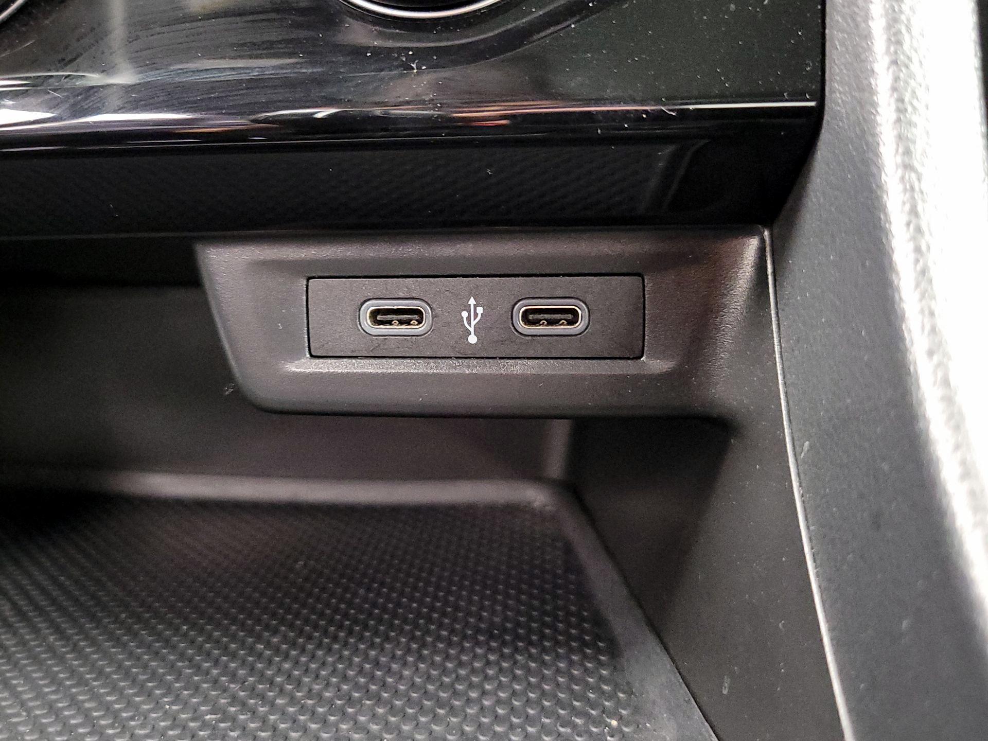 Thumbnail: 2021 Volkswagen Jetta - 18