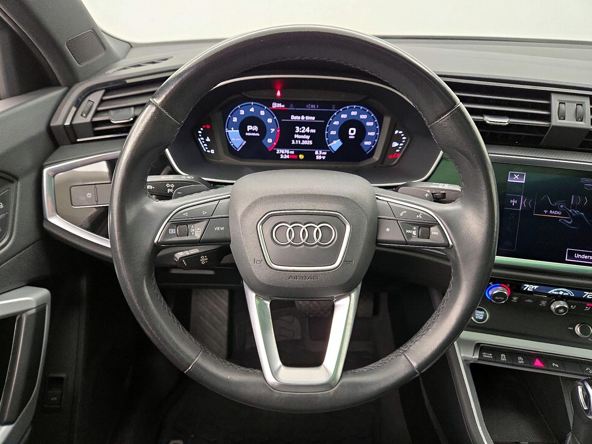Thumbnail: 2021 Audi Q3 - 10