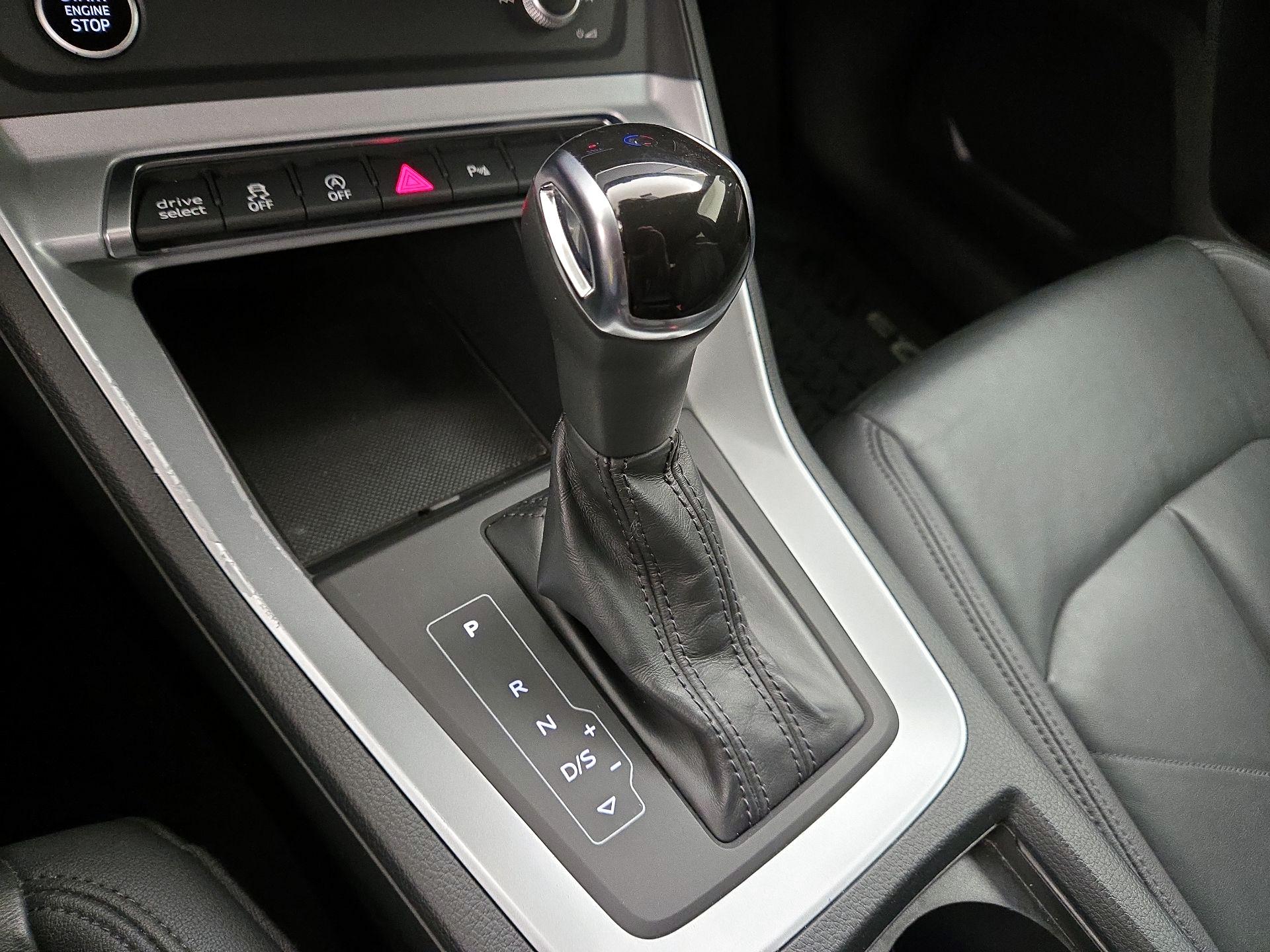 Thumbnail: 2021 Audi Q3 - 17