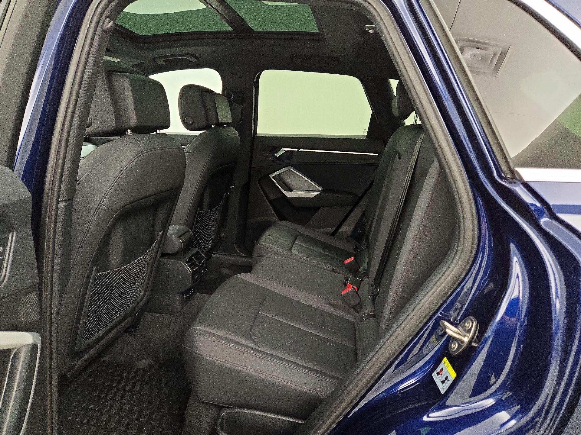 Thumbnail: 2021 Audi Q3 - 20