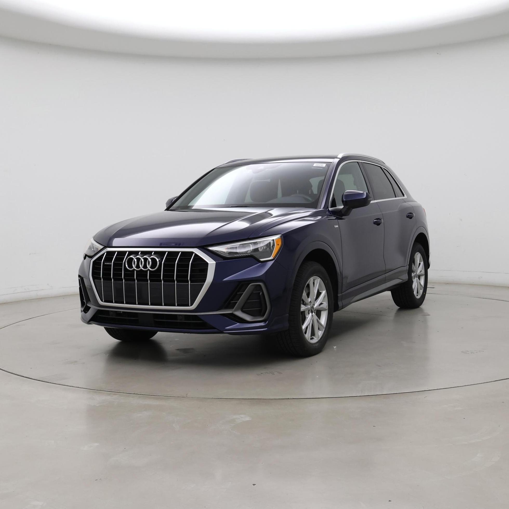 Thumbnail: 2021 Audi Q3 - 4