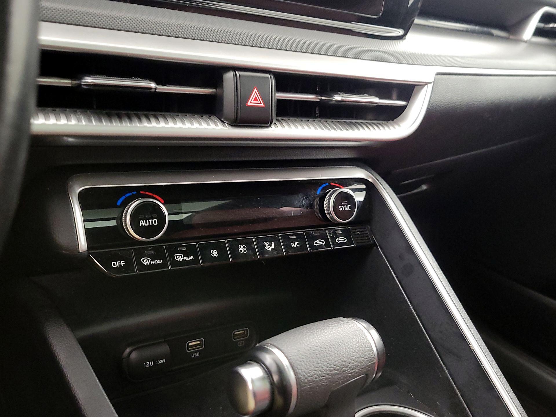 Thumbnail: 2022 Kia K5 - 17