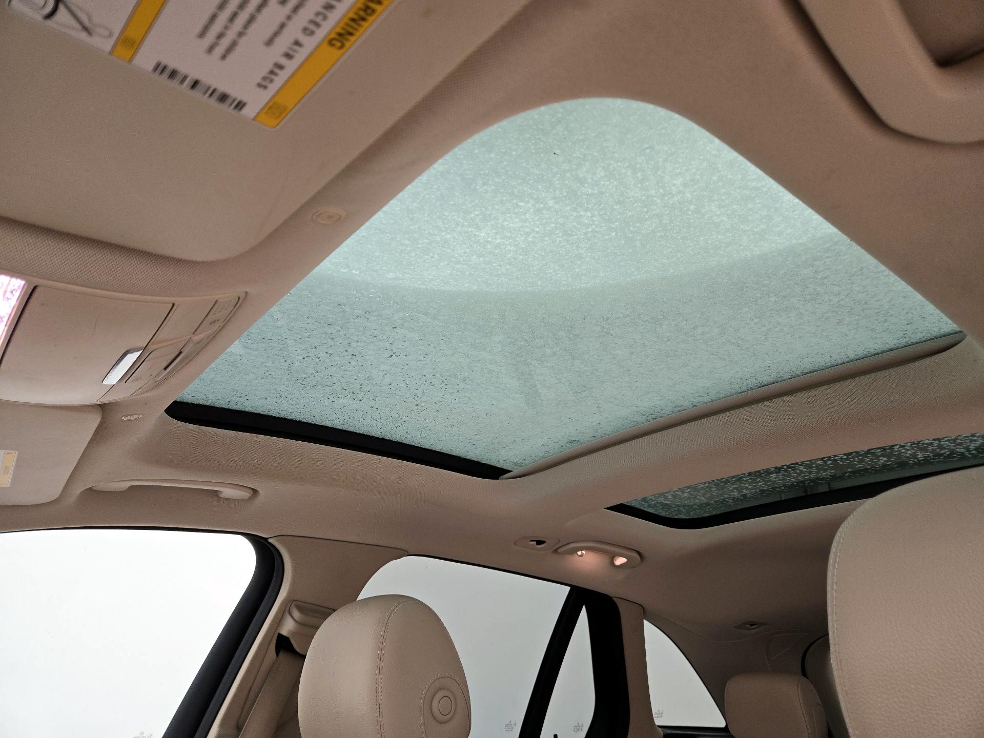 Thumbnail: 2020 Mercedes-Benz GLC - 19