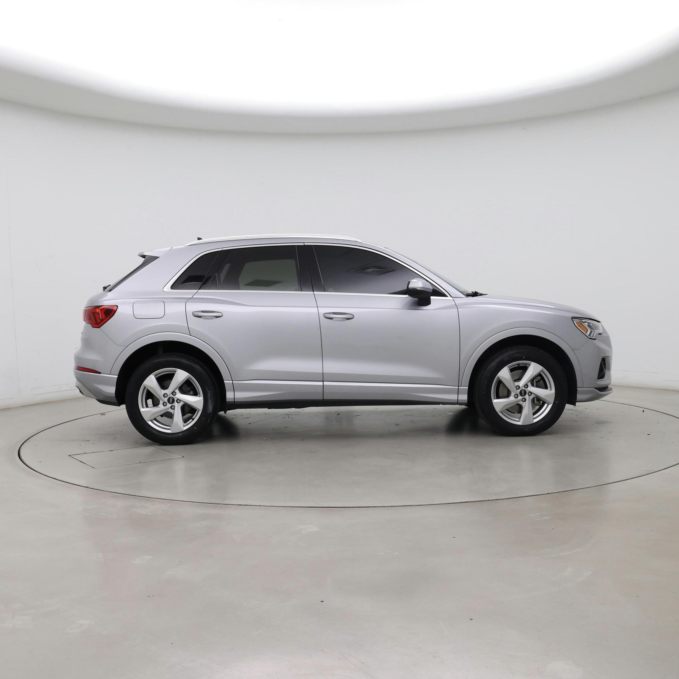 Thumbnail: 2021 Audi Q3 - 7