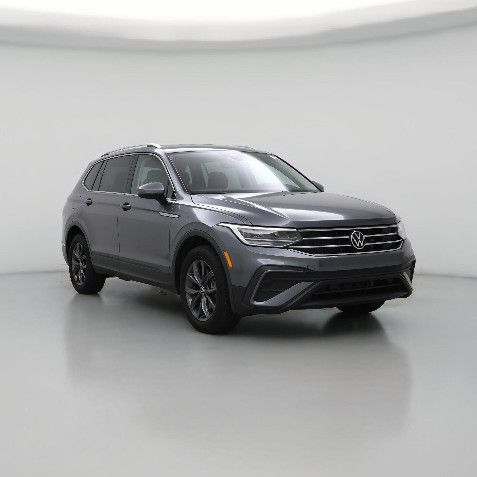 Thumbnail: 2022 Volkswagen Tiguan - 1