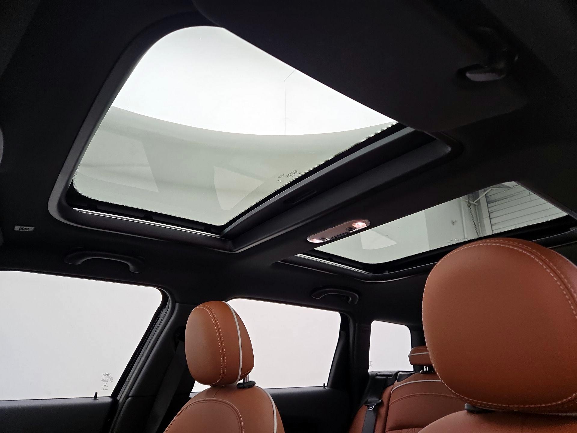 Thumbnail: 2023 MINI Cooper Clubman - 20