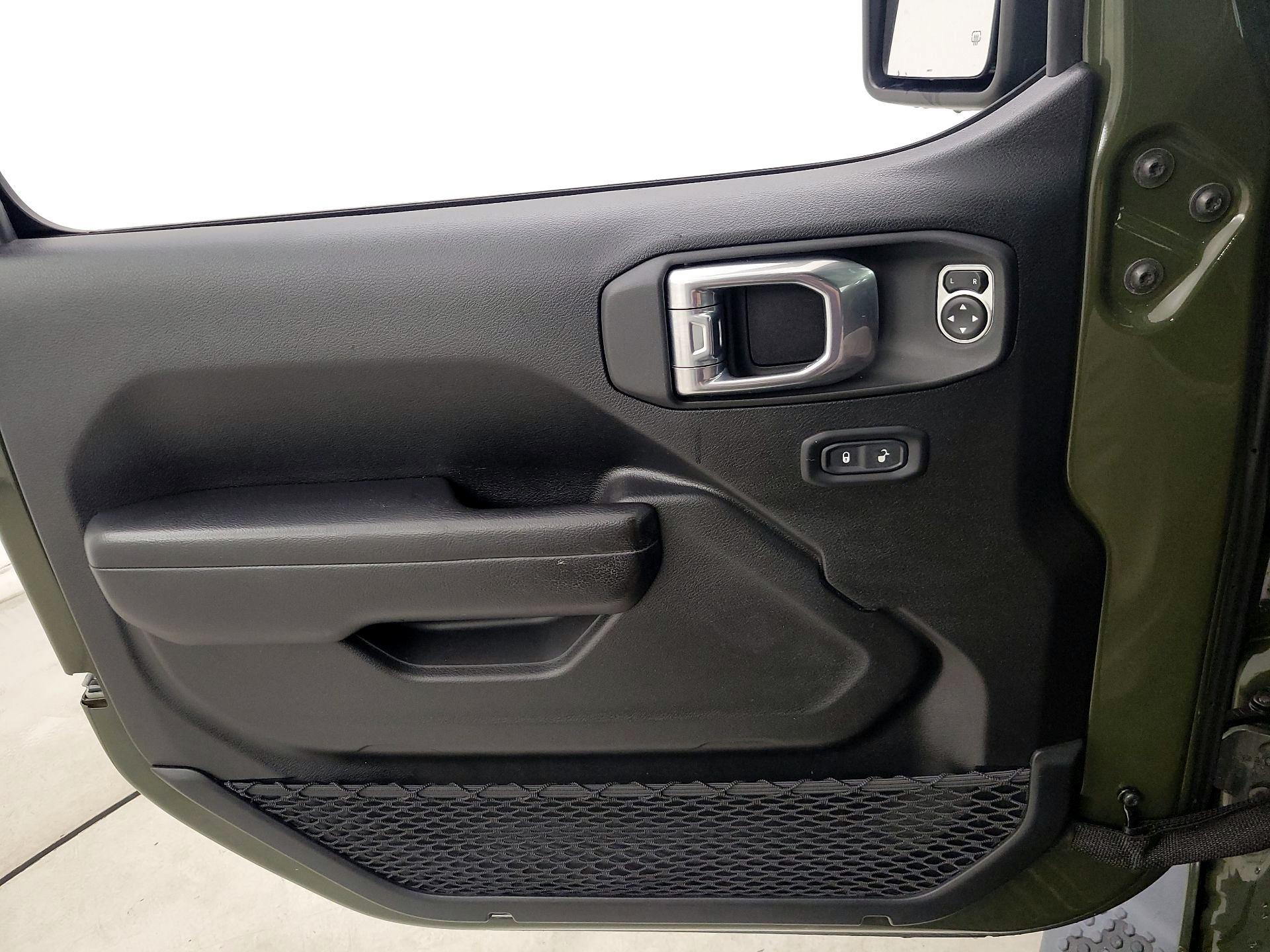 Thumbnail: 2021 Jeep Wrangler - 12