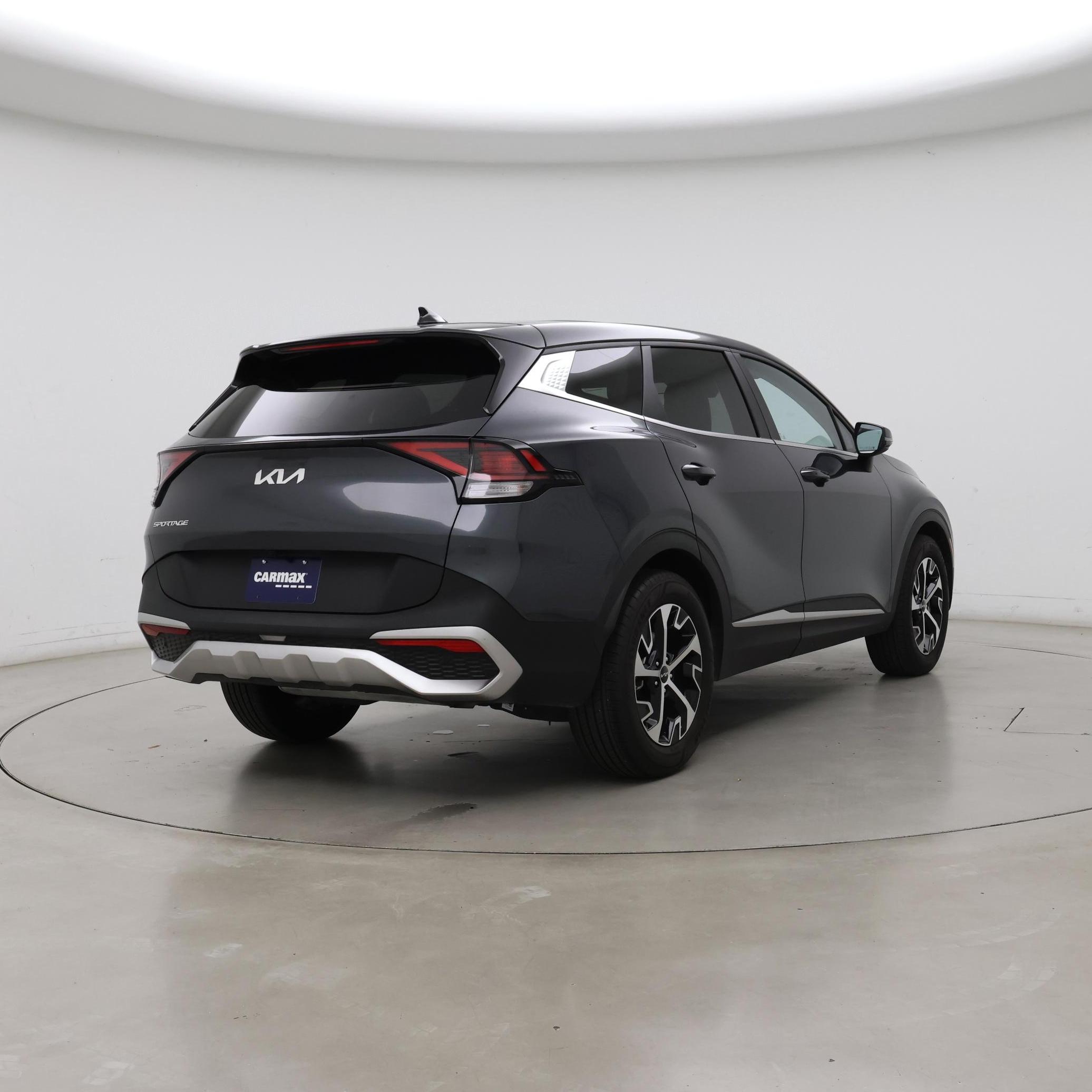 Thumbnail: 2023 Kia Sportage - 8
