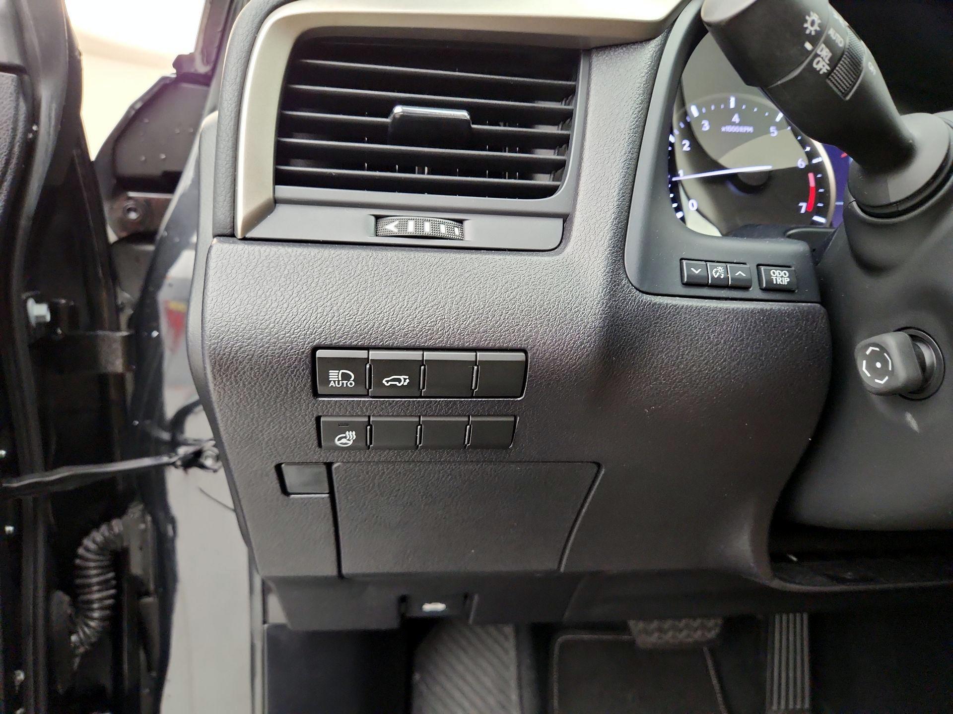 Thumbnail: 2022 Lexus RX - 13