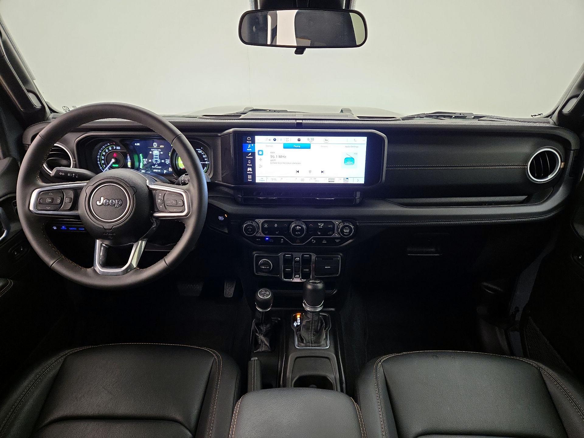 Thumbnail: 2024 Jeep Wrangler - 9