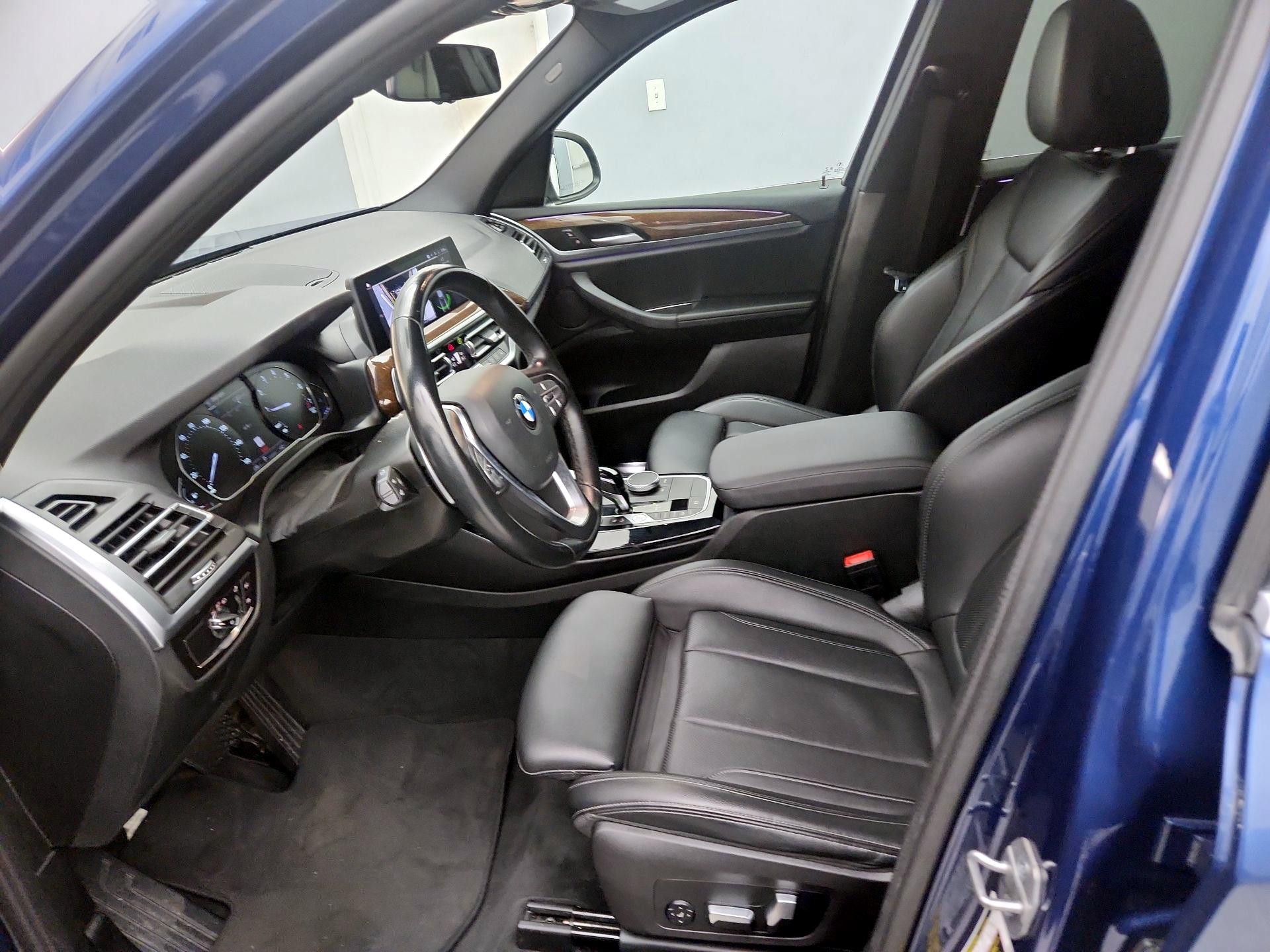 Thumbnail: 2022 BMW X3 - 11