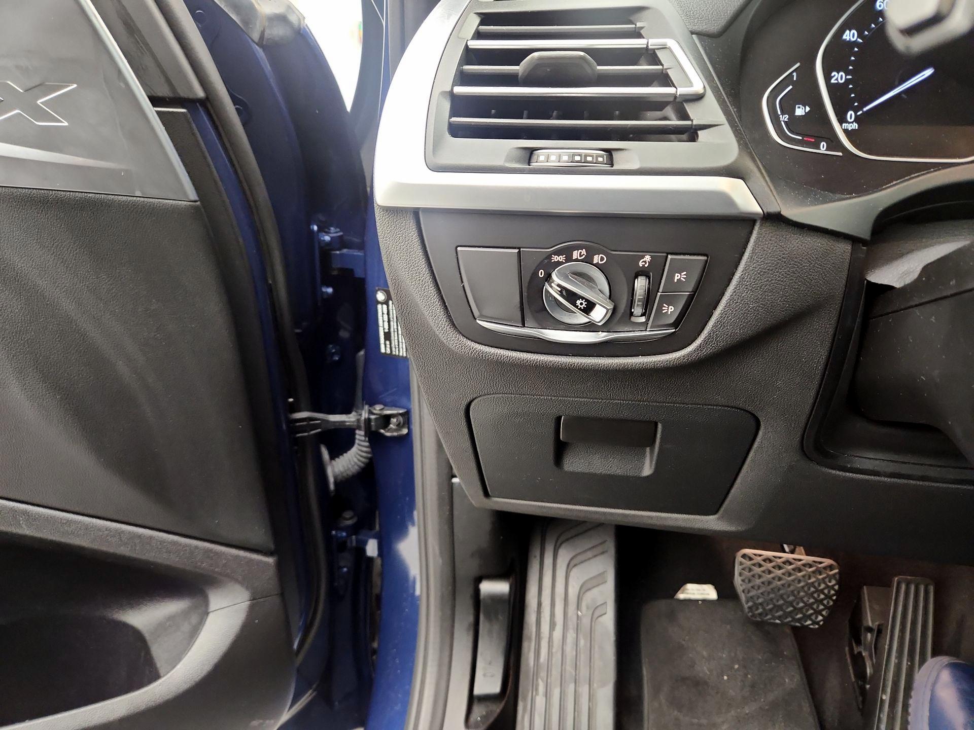 Thumbnail: 2022 BMW X3 - 13