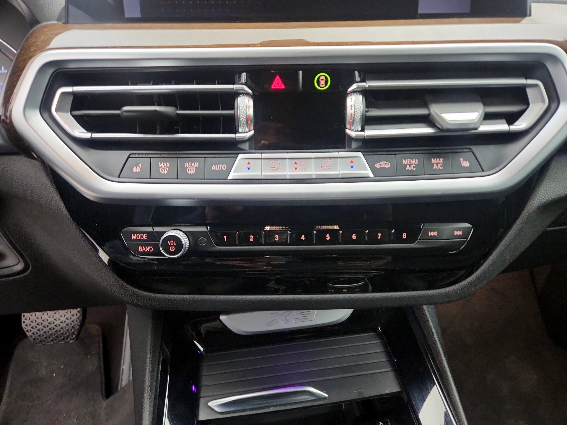 Thumbnail: 2022 BMW X3 - 16