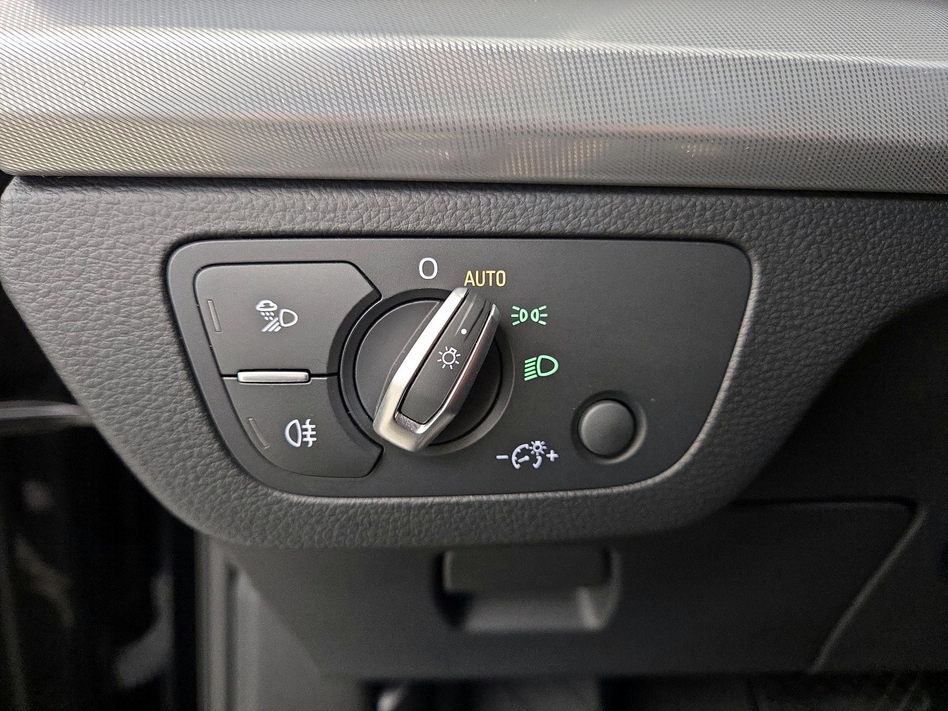 Thumbnail: 2020 Audi Q5 - 13