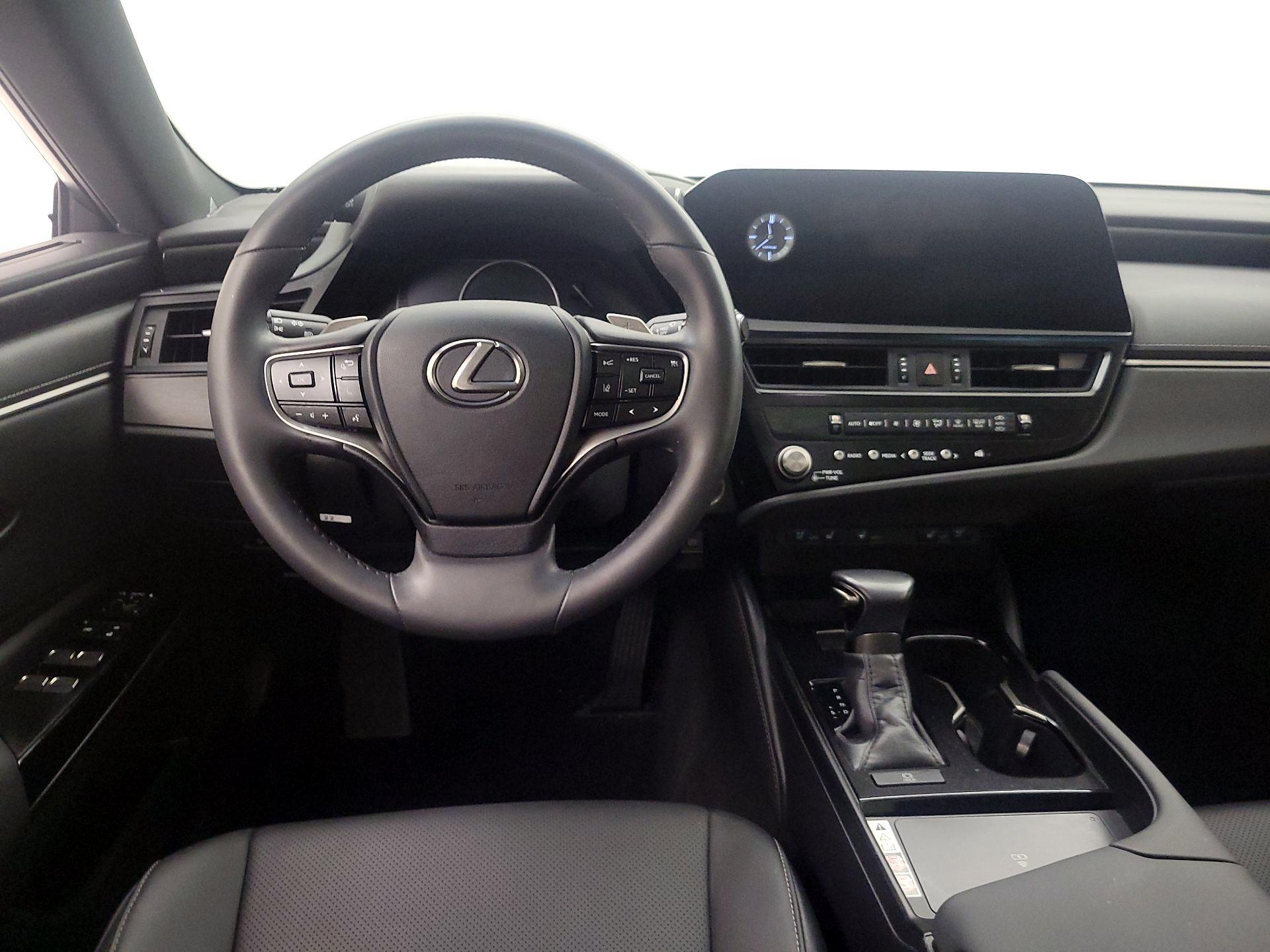 Thumbnail: 2023 Lexus ES - 10