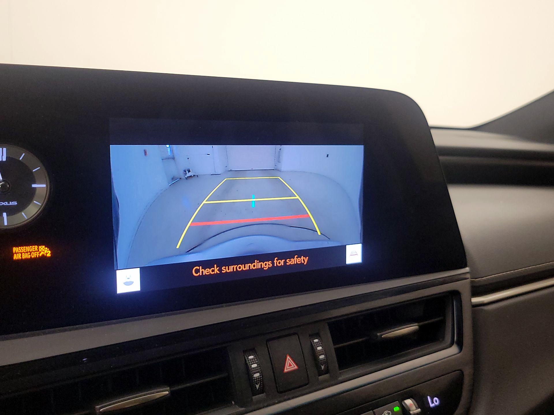 Thumbnail: 2023 Lexus ES - 14