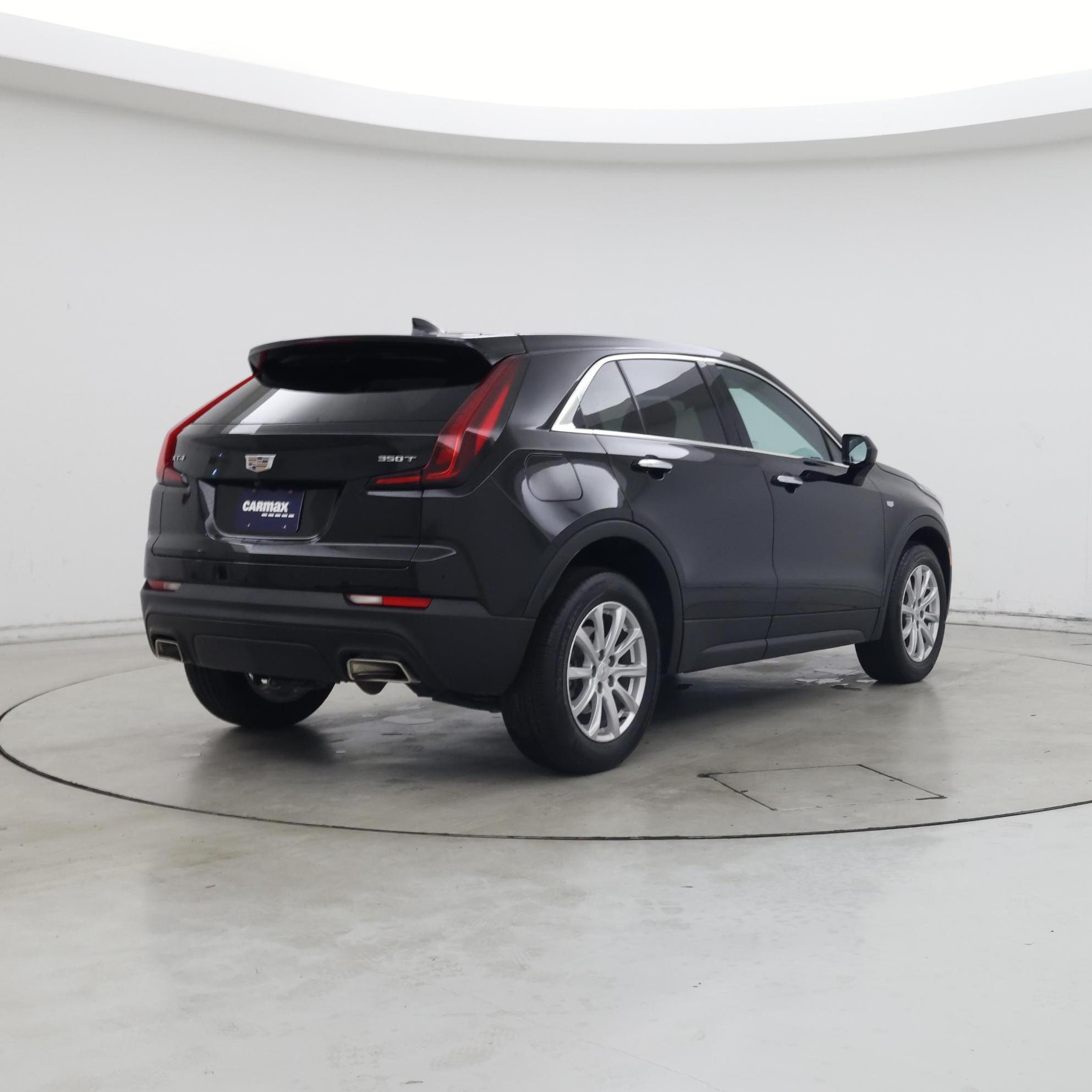 Thumbnail: 2022 Cadillac XT4 - 8