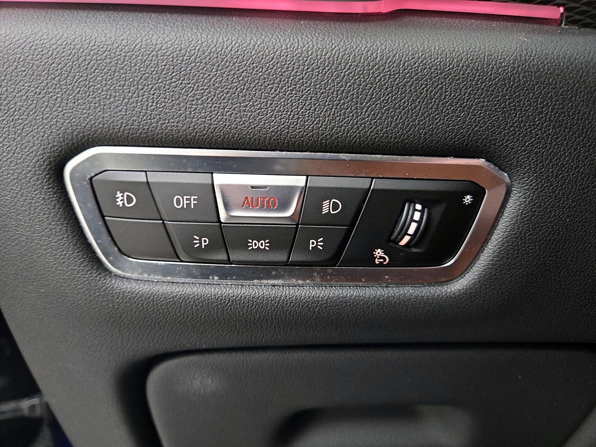 Thumbnail: 2021 BMW X5 - 13