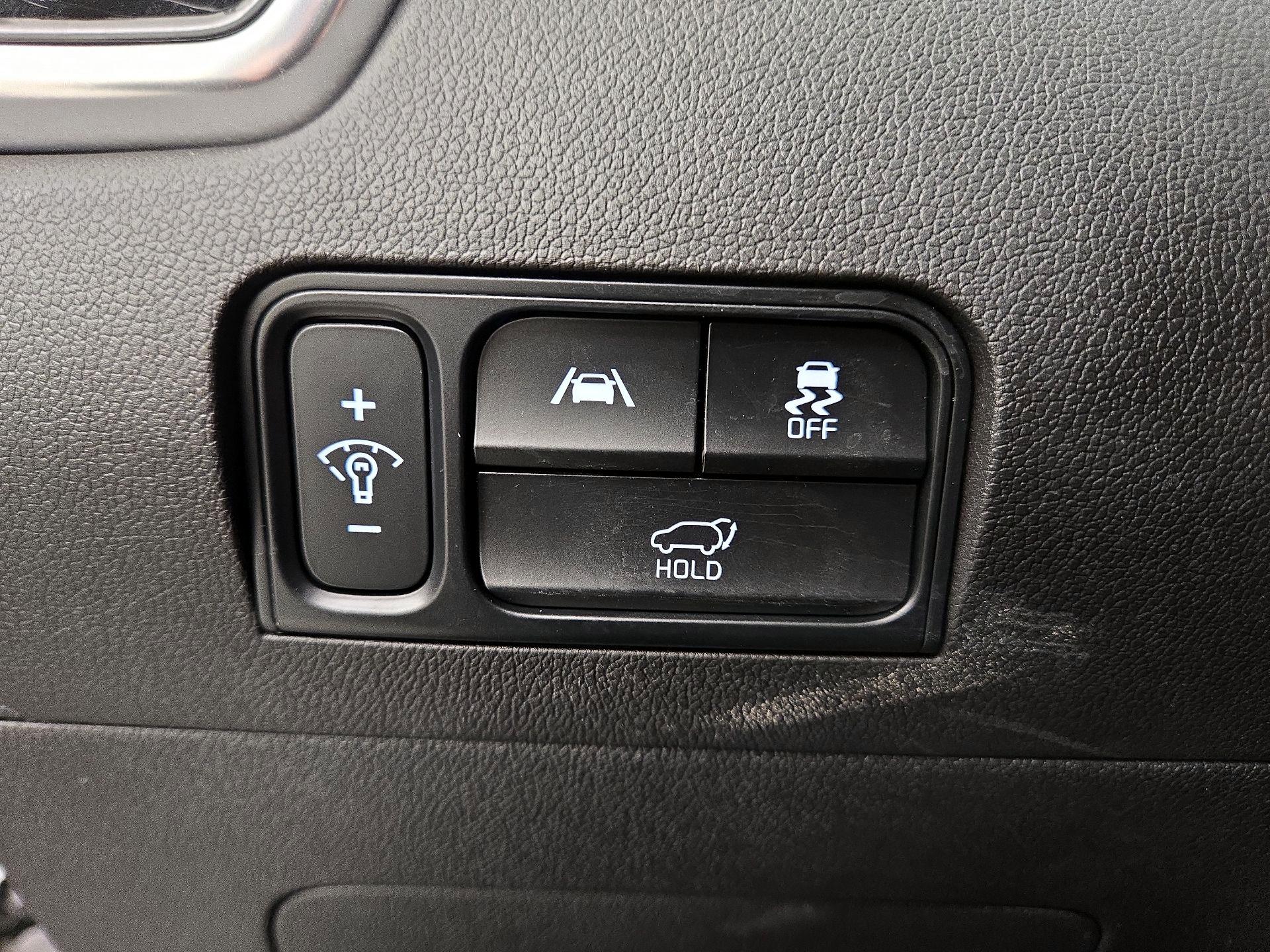 Thumbnail: 2023 Kia Sorento - 13