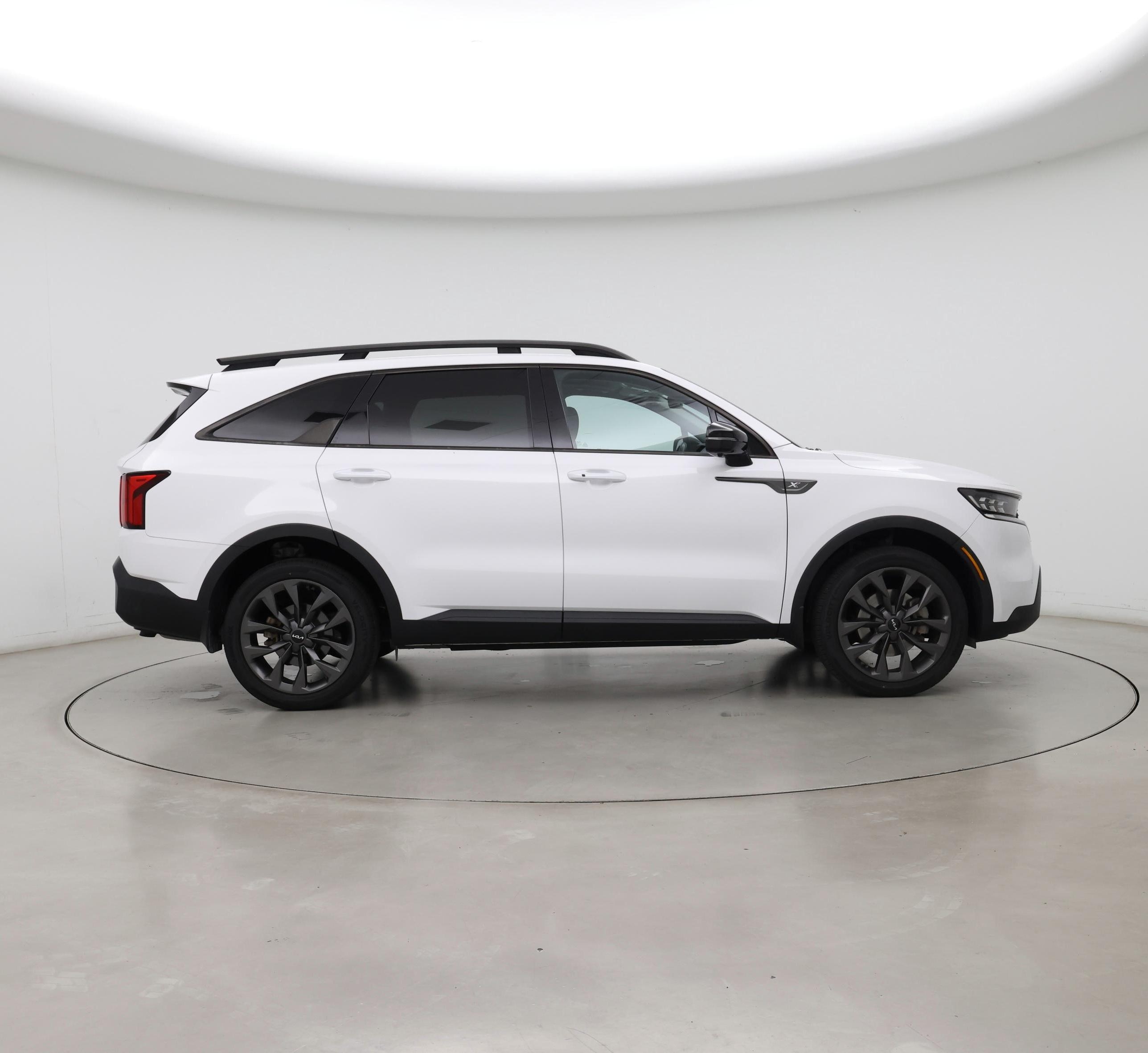 Thumbnail: 2023 Kia Sorento - 7