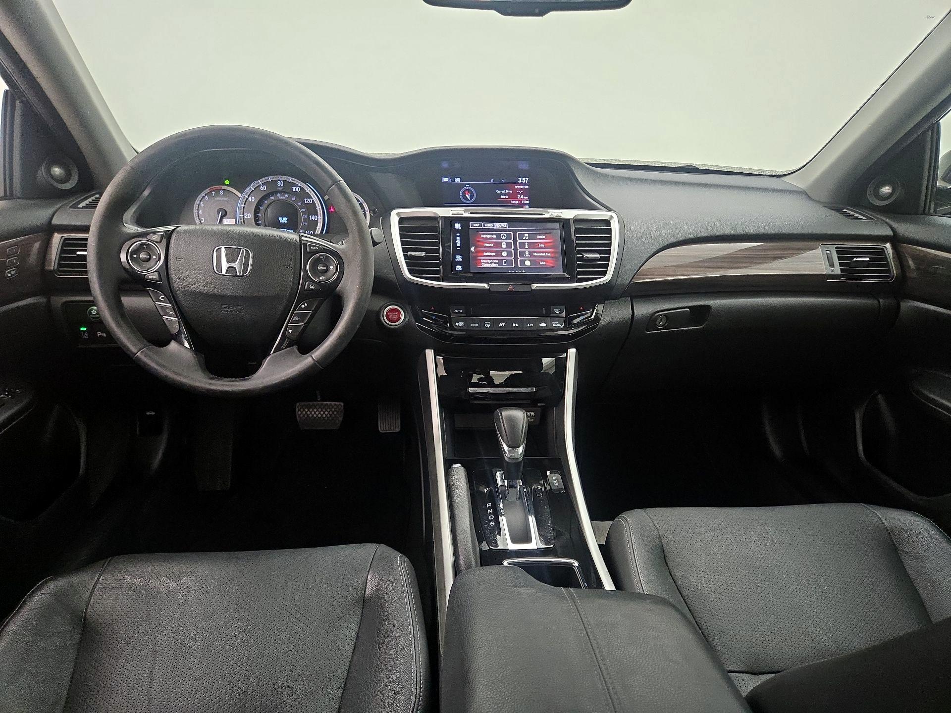 Thumbnail: 2017 Honda Accord - 9