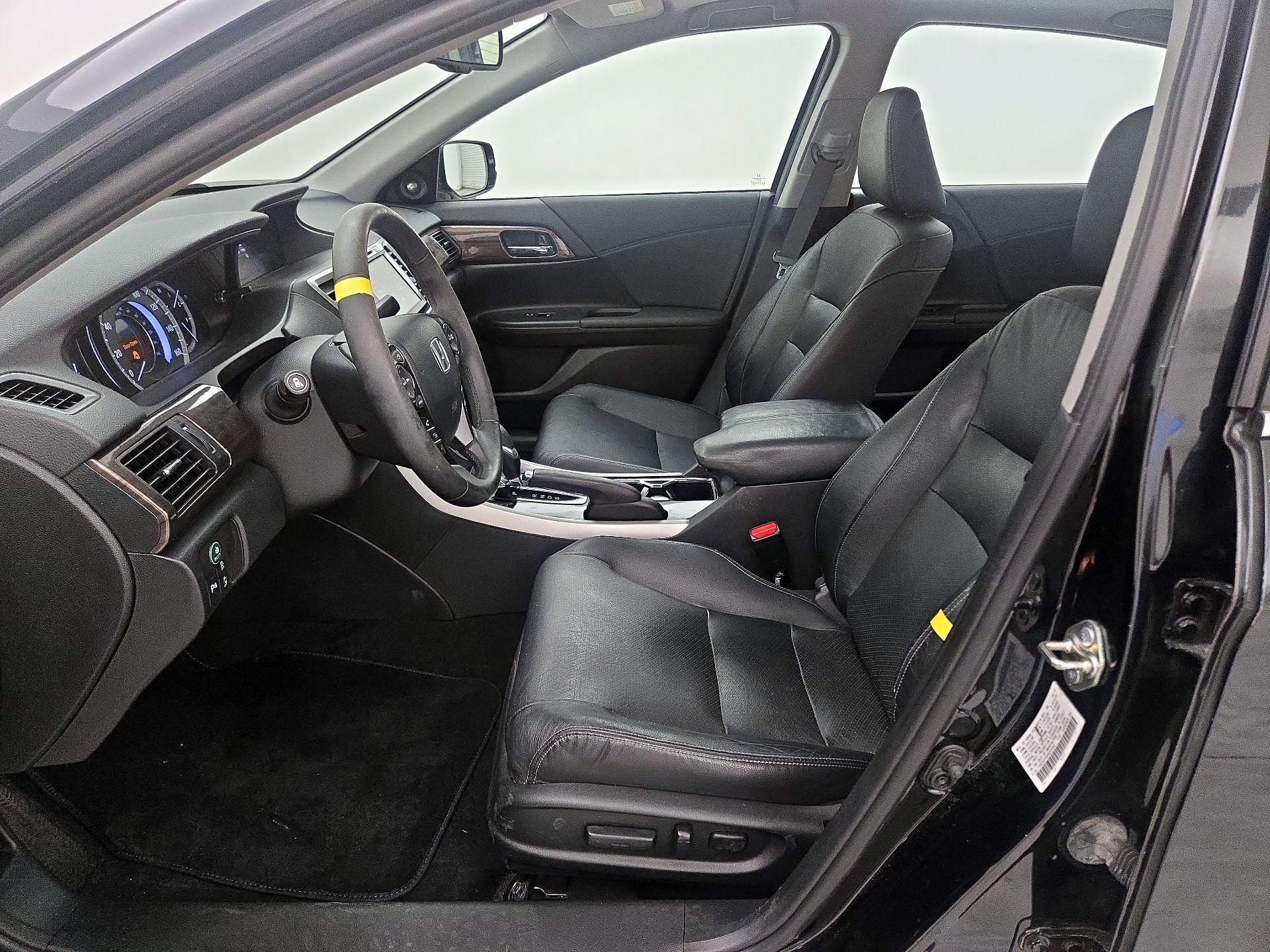 Thumbnail: 2017 Honda Accord - 11