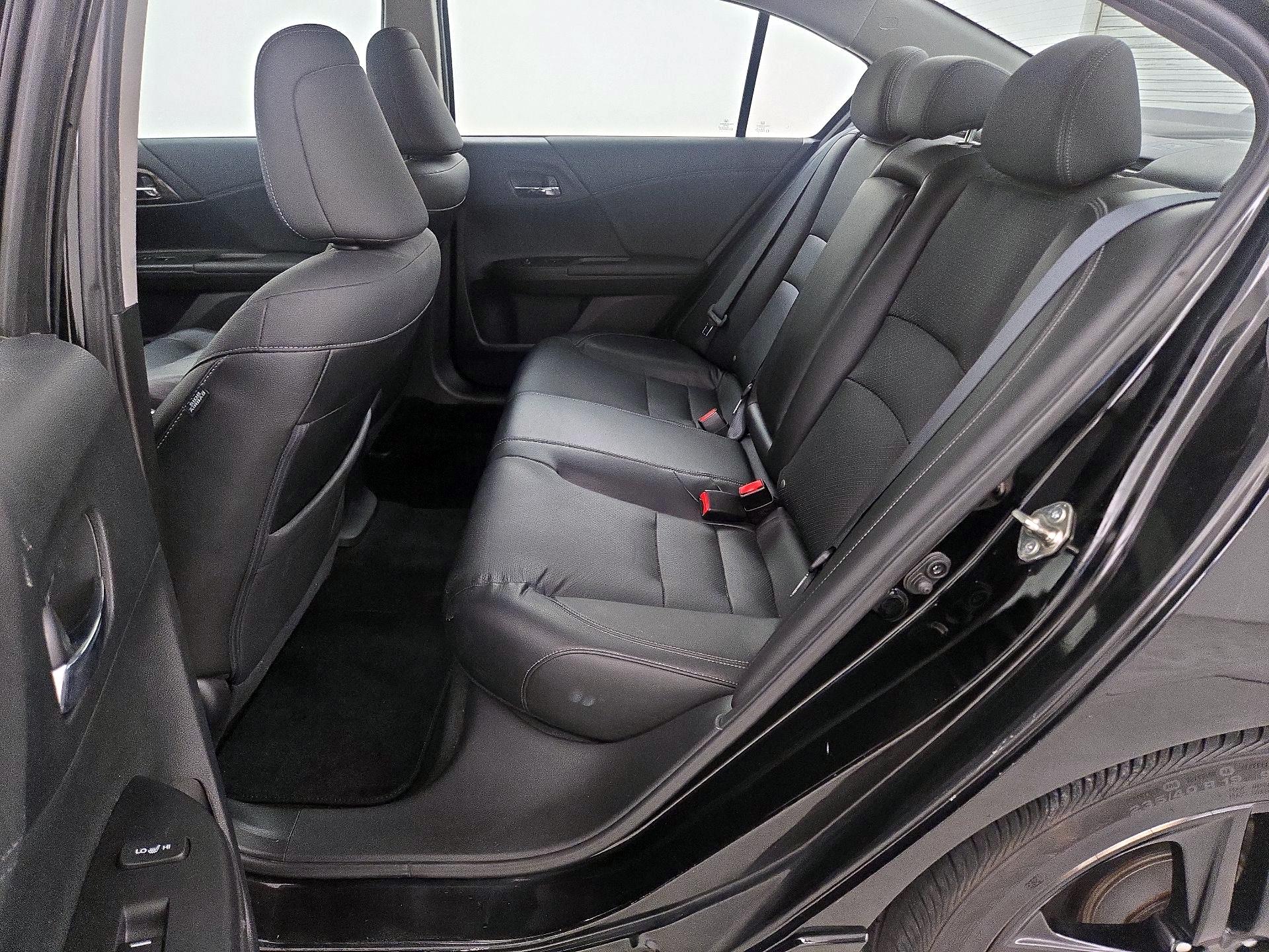 Thumbnail: 2017 Honda Accord - 20