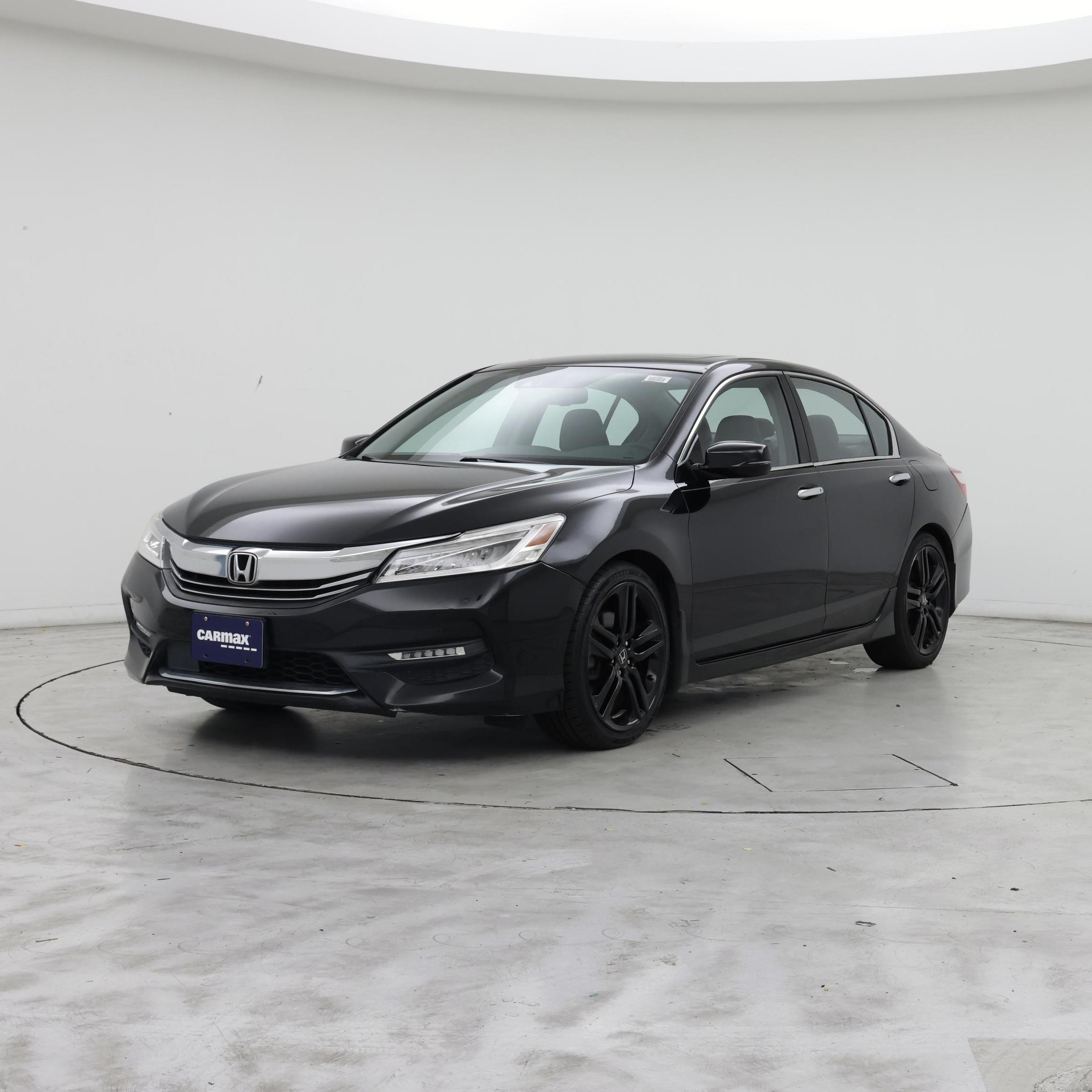 Thumbnail: 2017 Honda Accord - 4