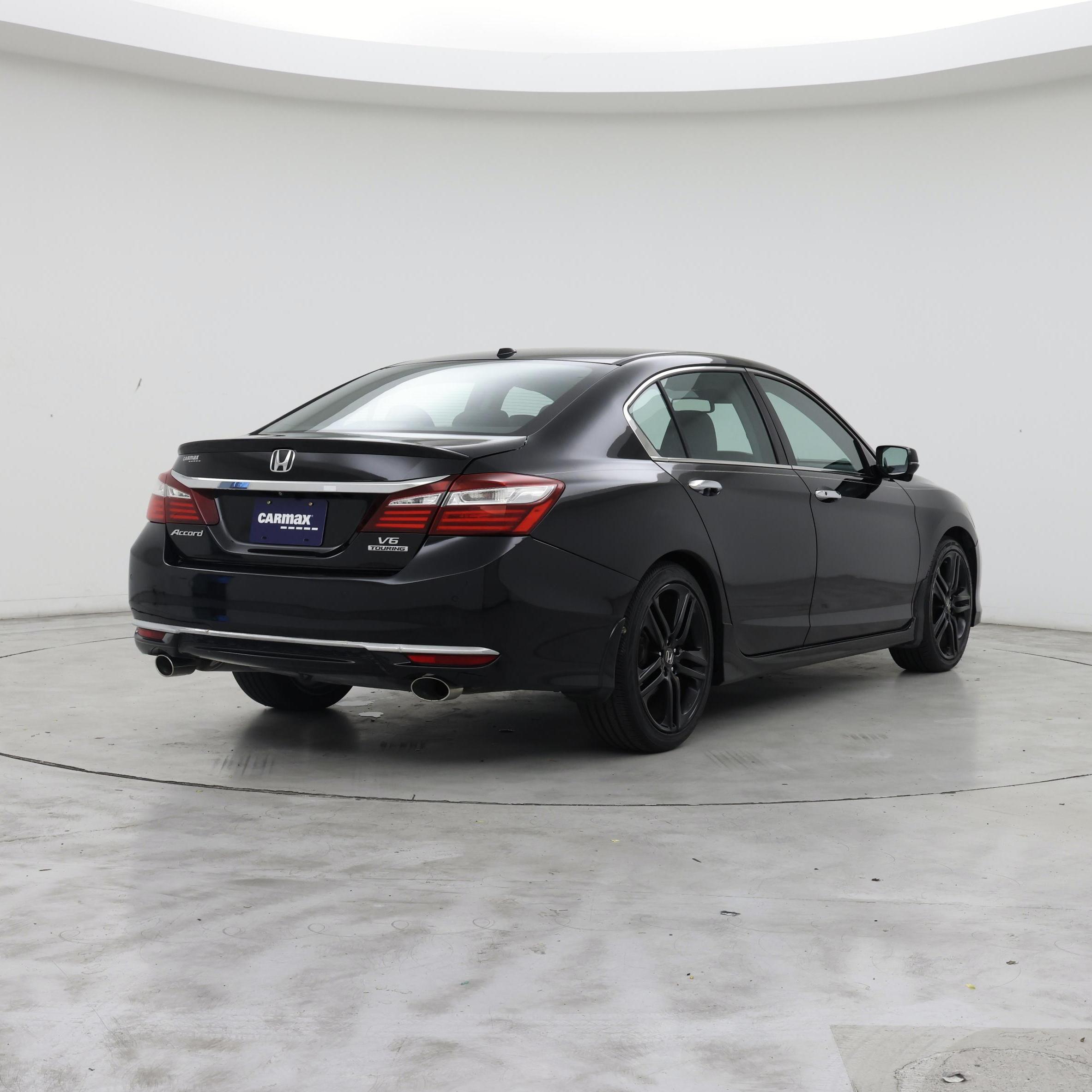 Thumbnail: 2017 Honda Accord - 8