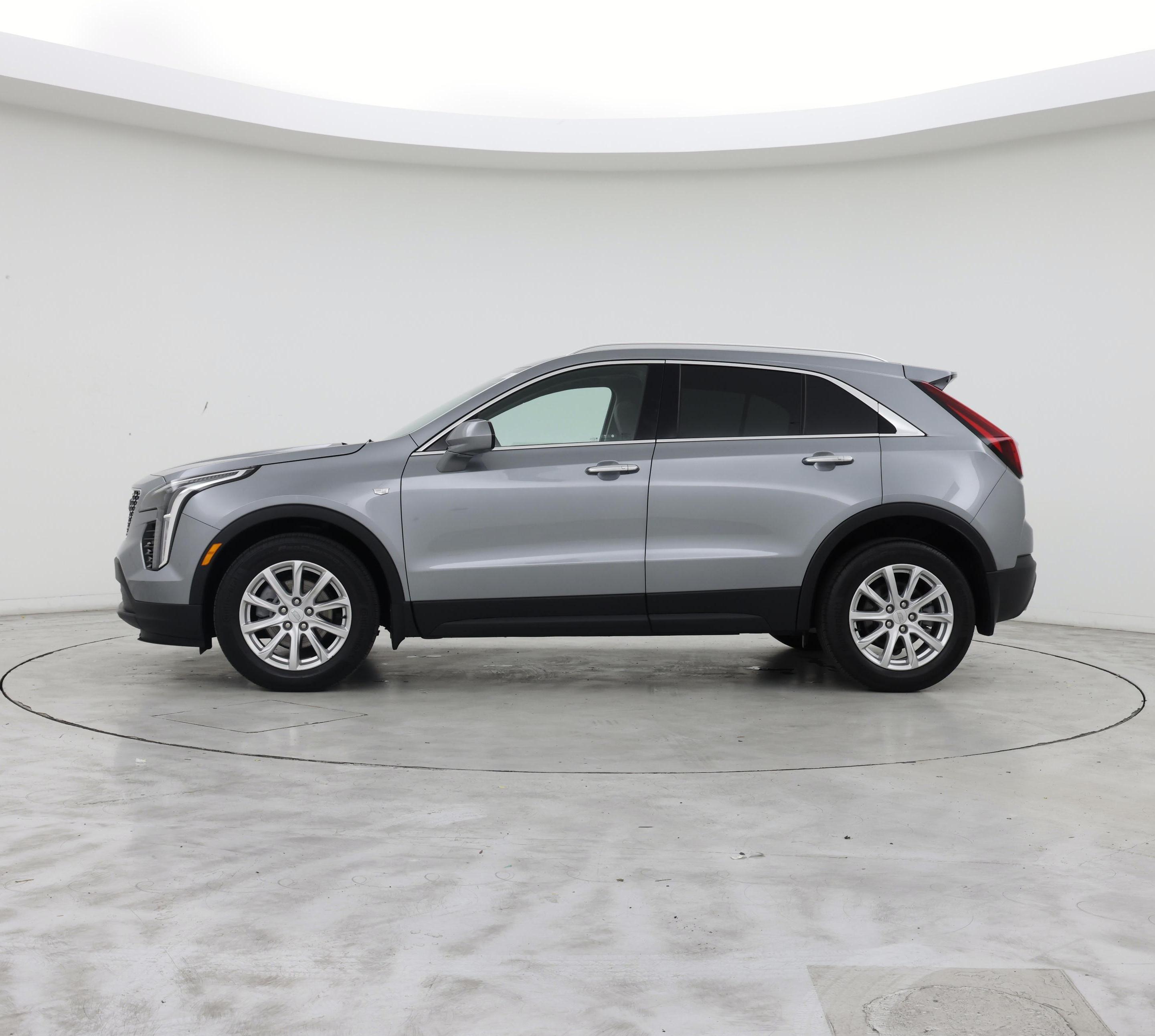 Thumbnail: 2023 Cadillac XT4 - 3