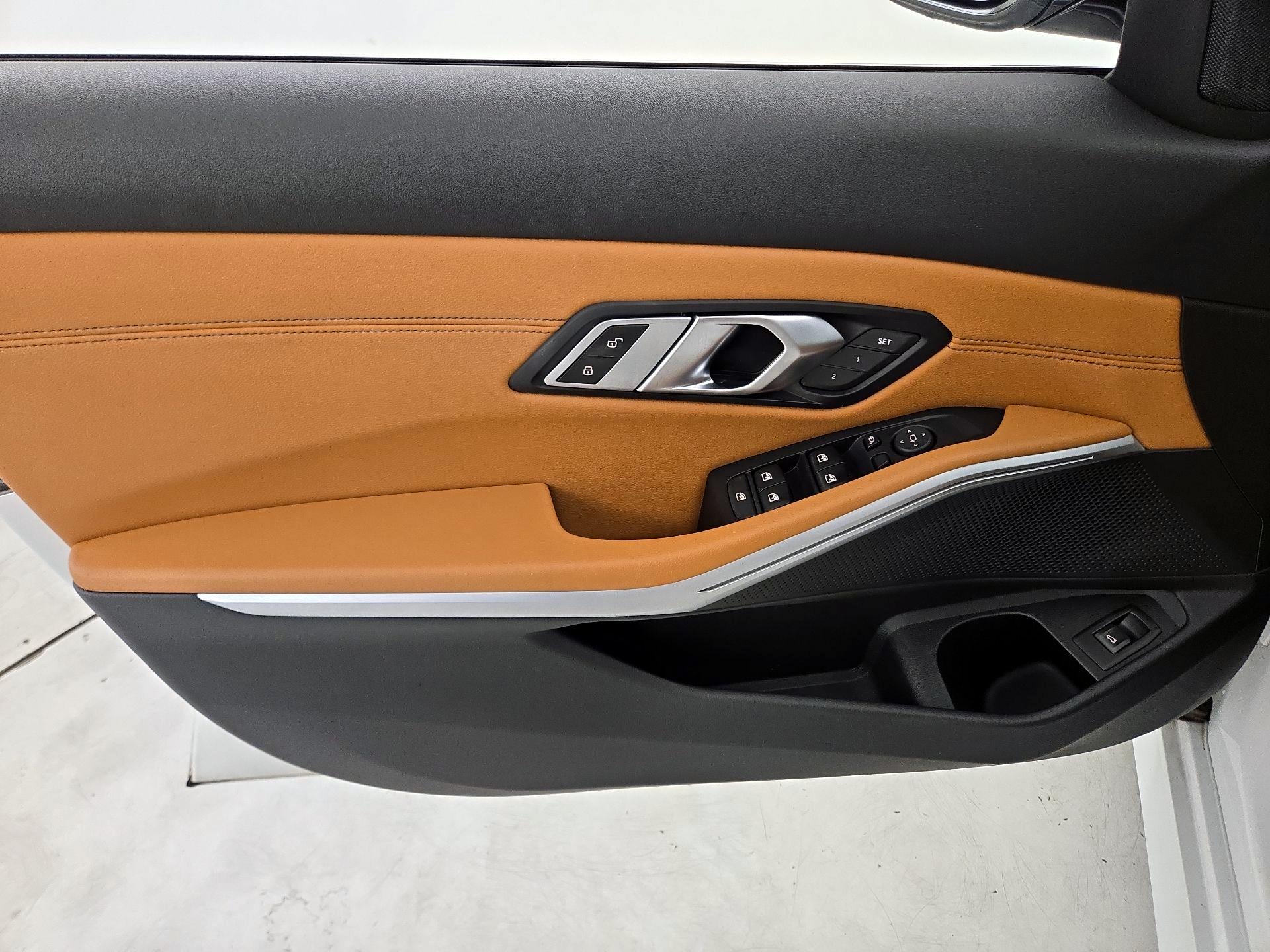 Thumbnail: 2020 BMW 3 Series - 12