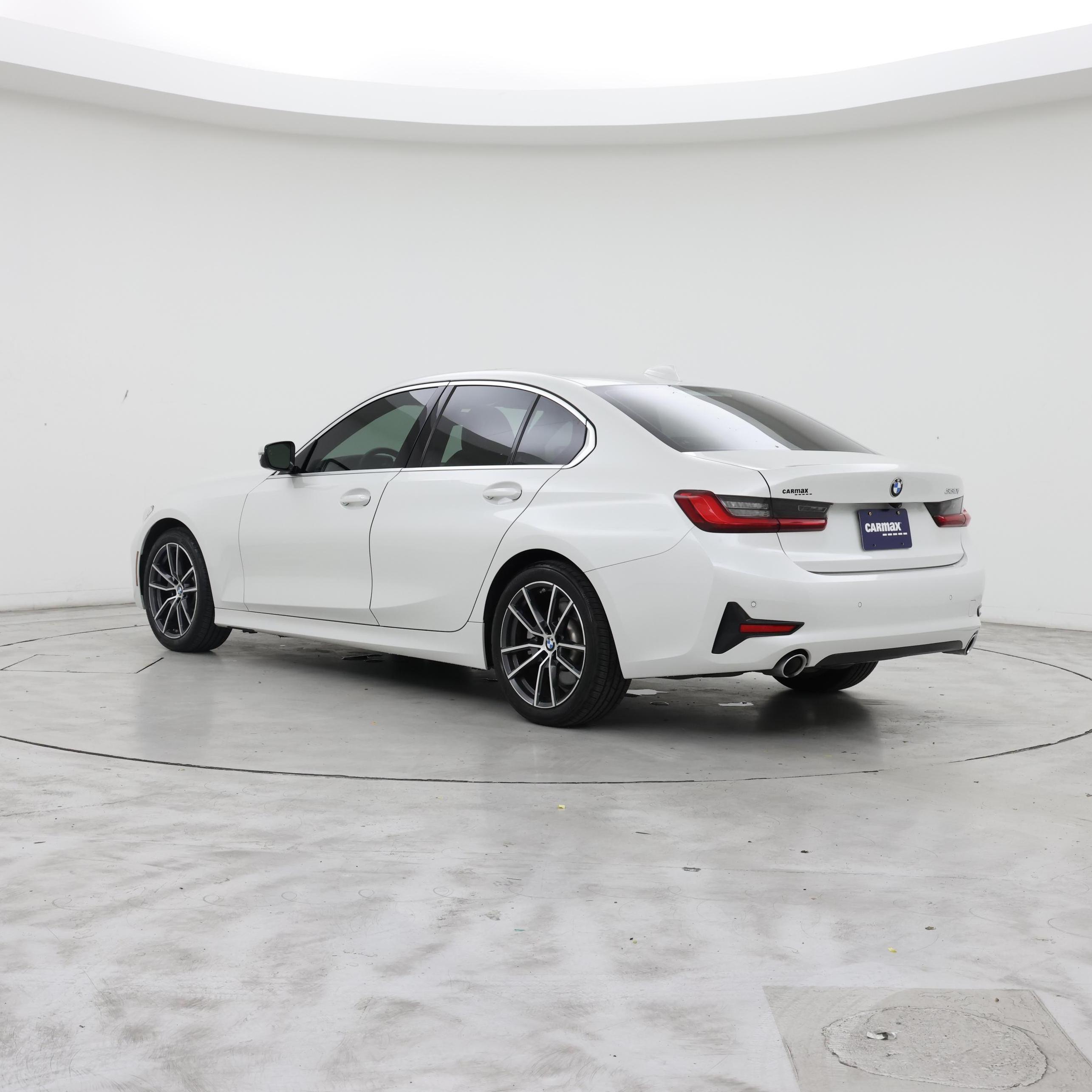 Thumbnail: 2020 BMW 3 Series - 2
