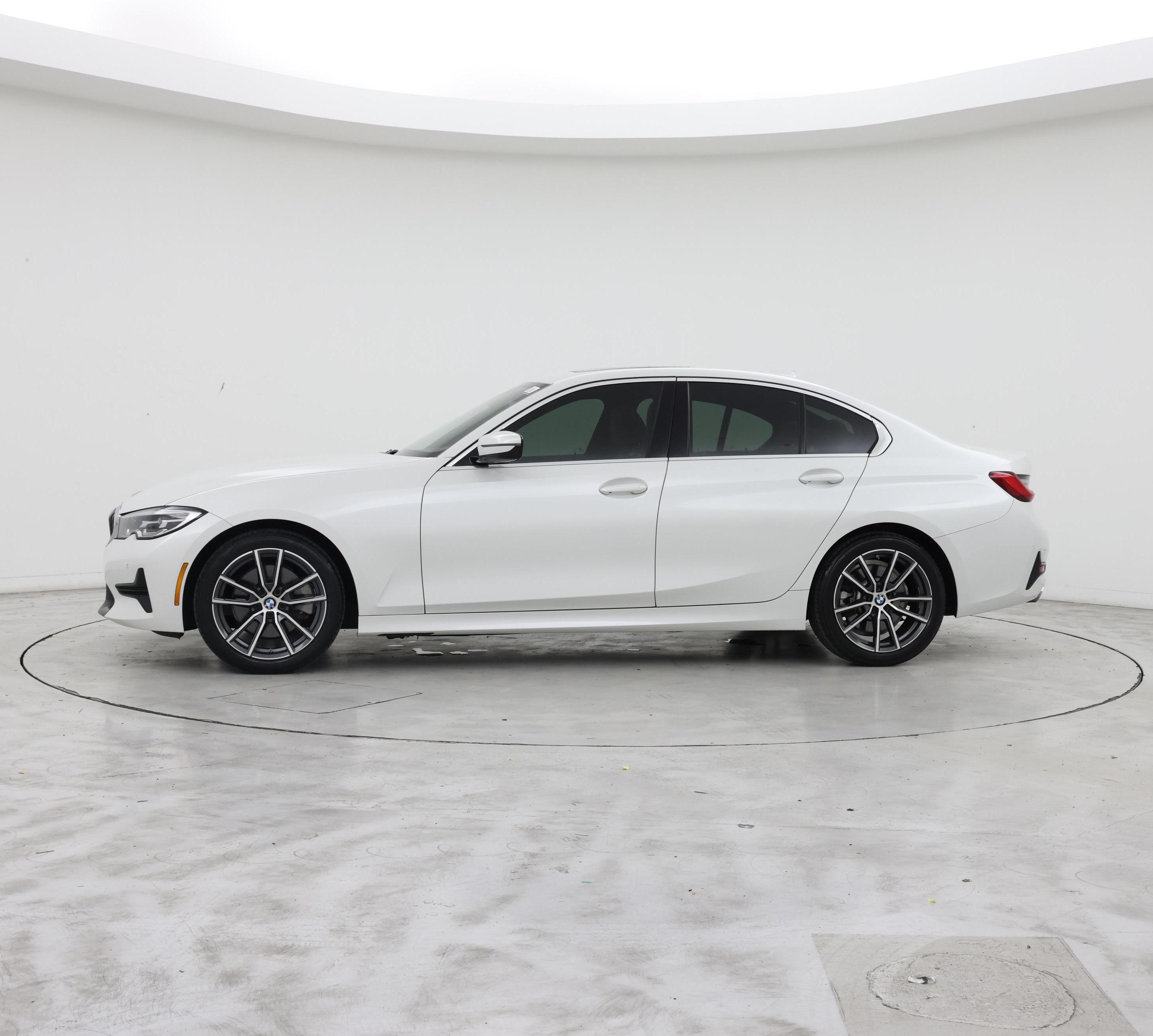 Thumbnail: 2020 BMW 3 Series - 3