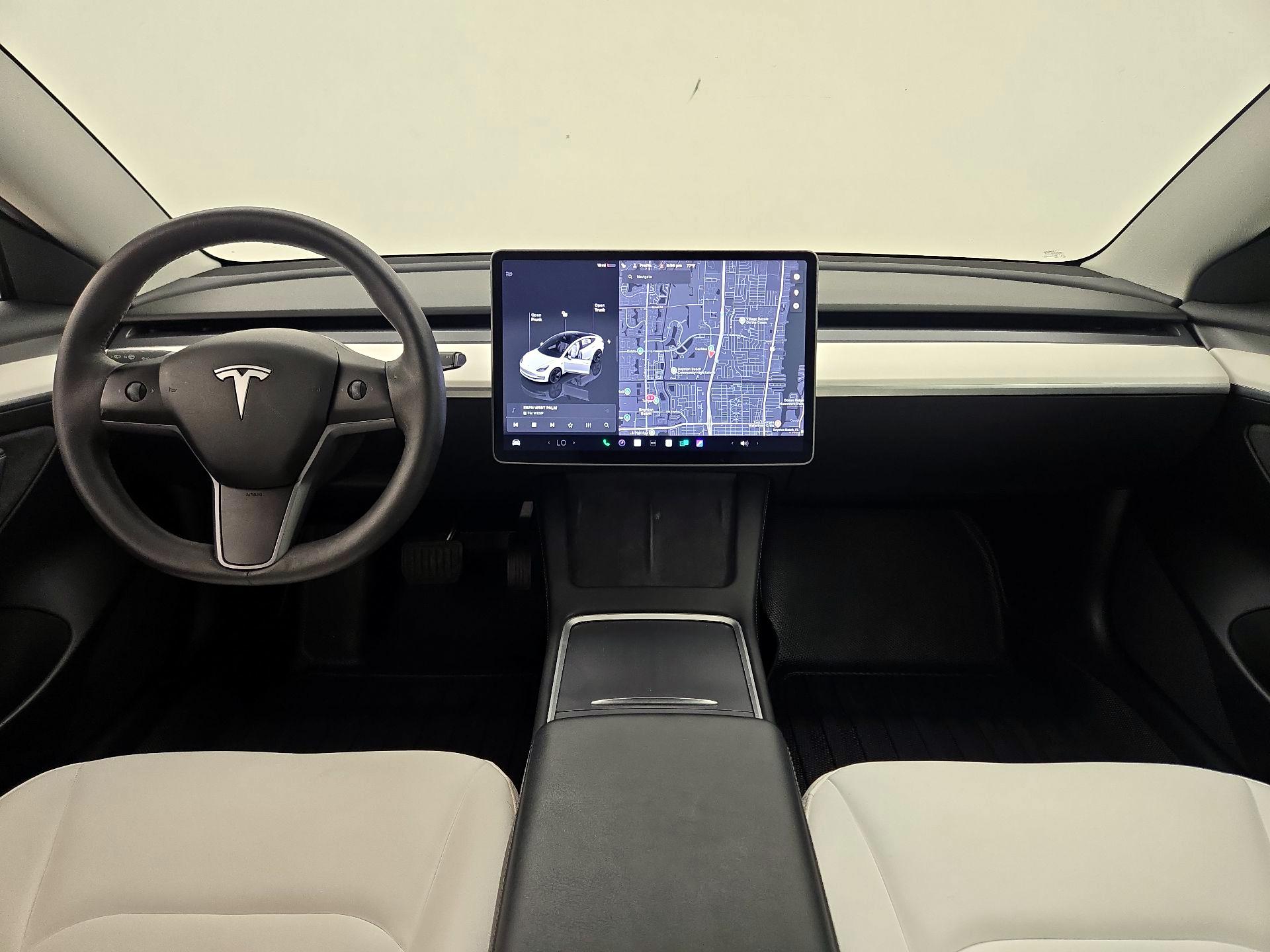 Thumbnail: 2023 Tesla Model 3 - 9