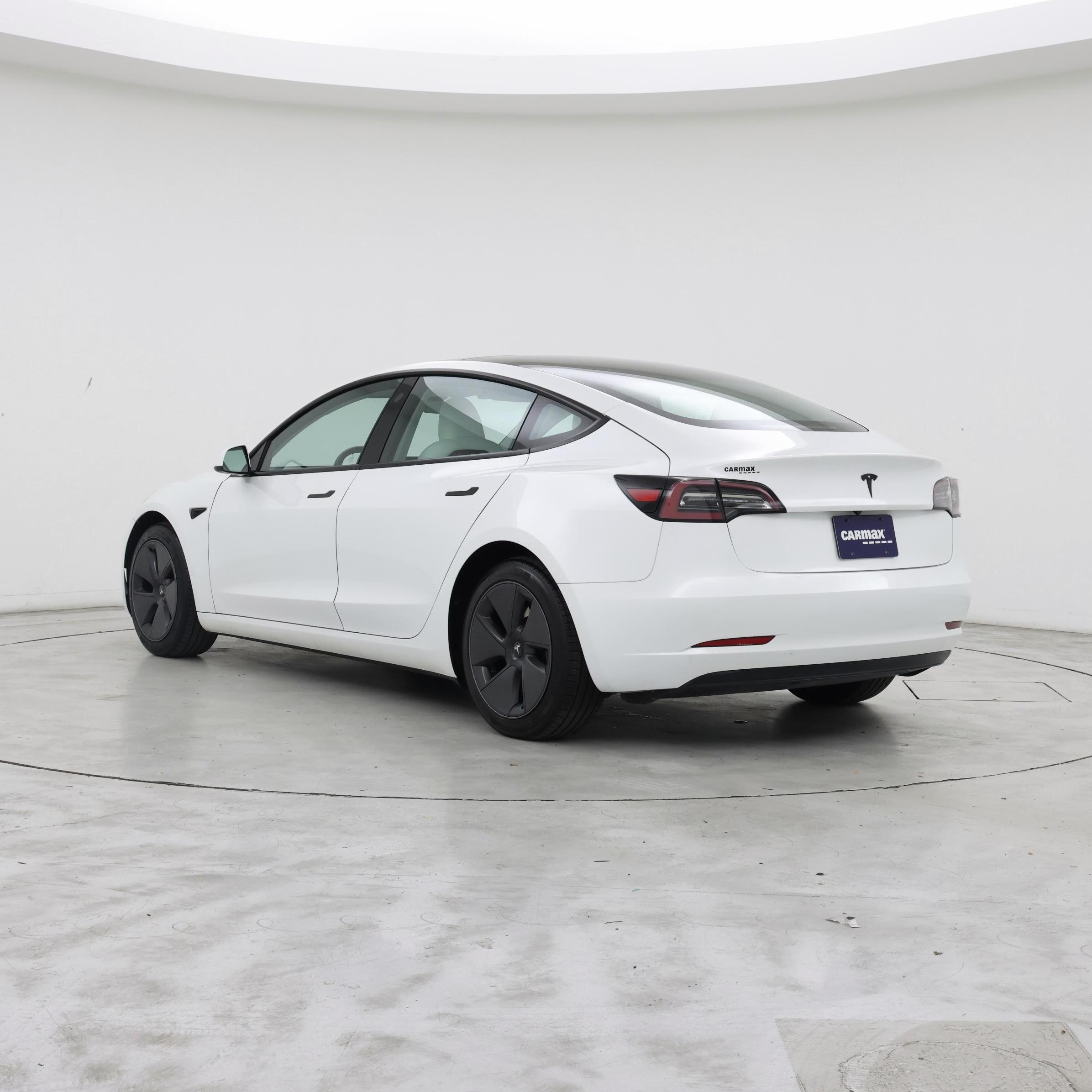 Thumbnail: 2023 Tesla Model 3 - 2