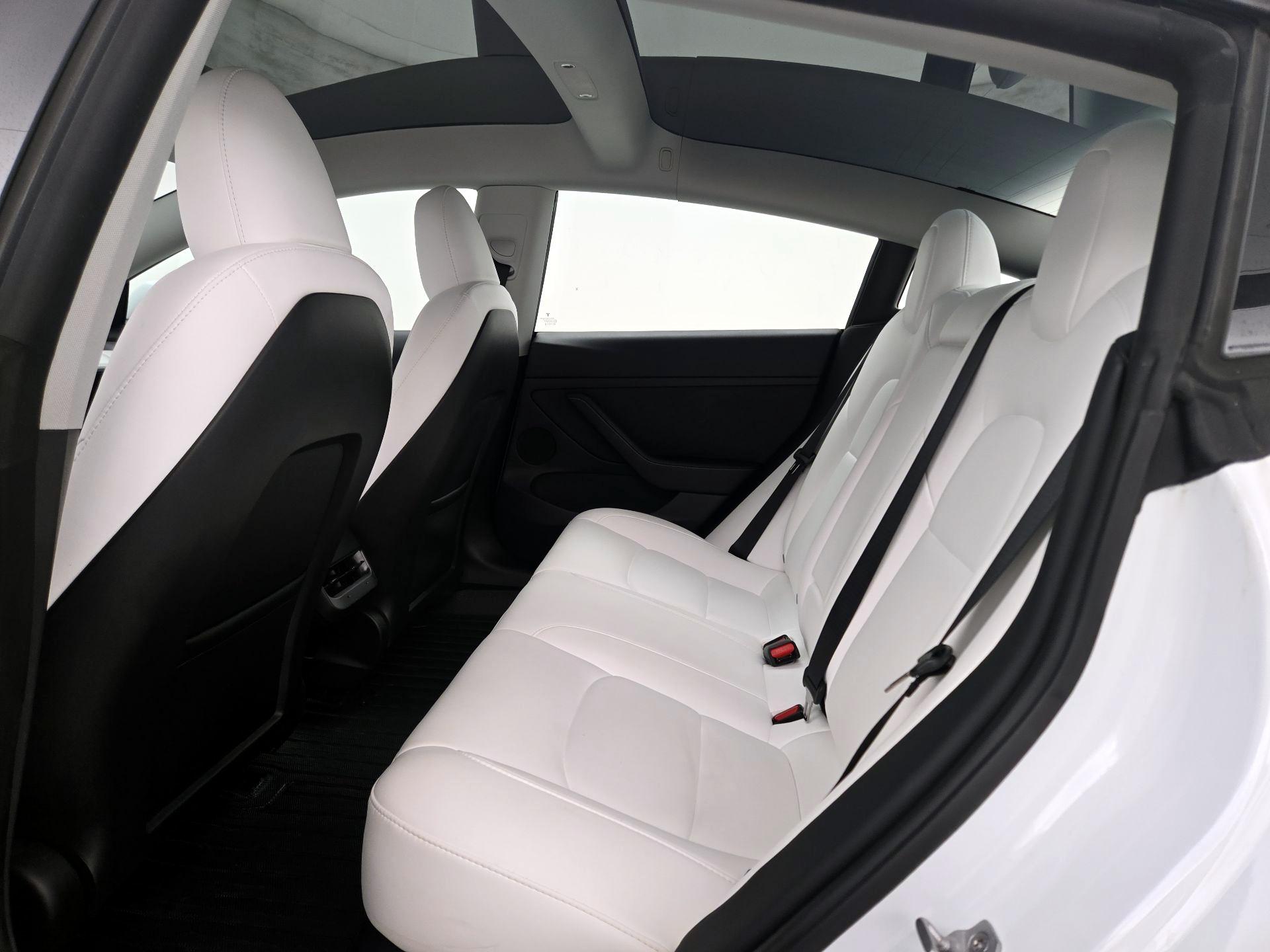 Thumbnail: 2023 Tesla Model 3 - 20