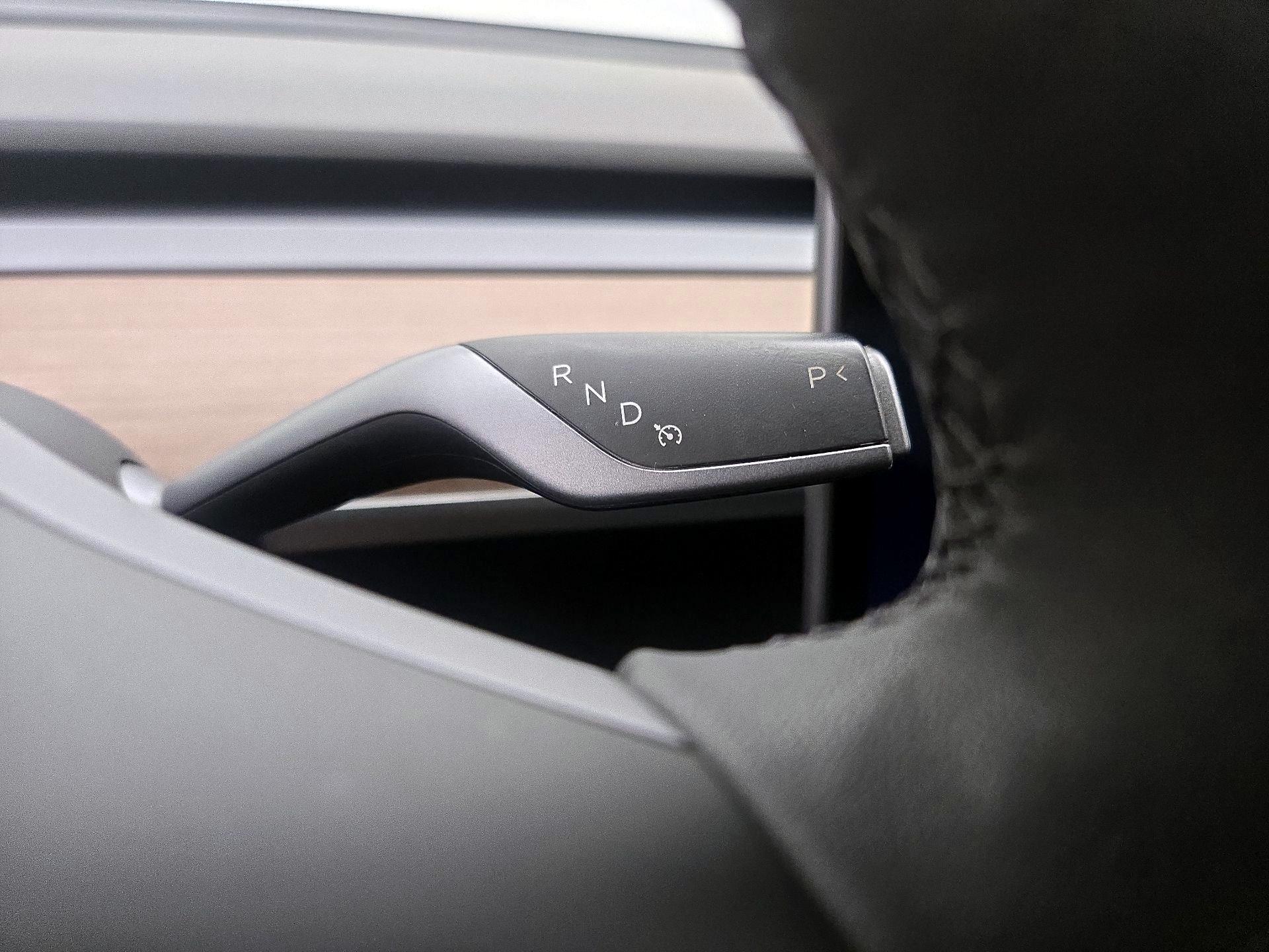 Thumbnail: 2021 Tesla Model 3 - 17