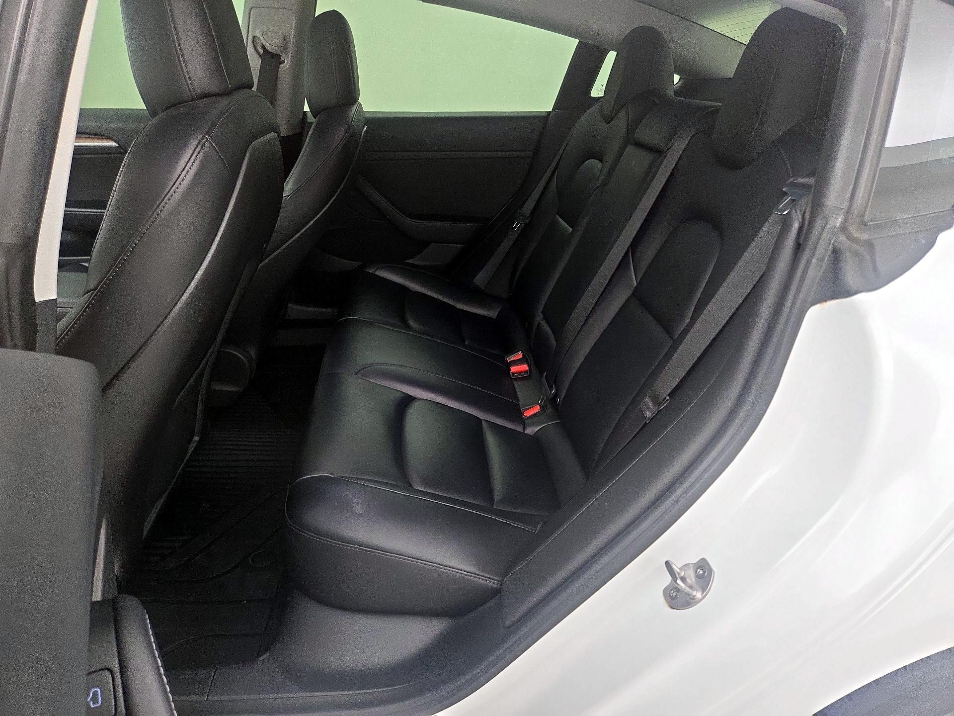 Thumbnail: 2021 Tesla Model 3 - 20