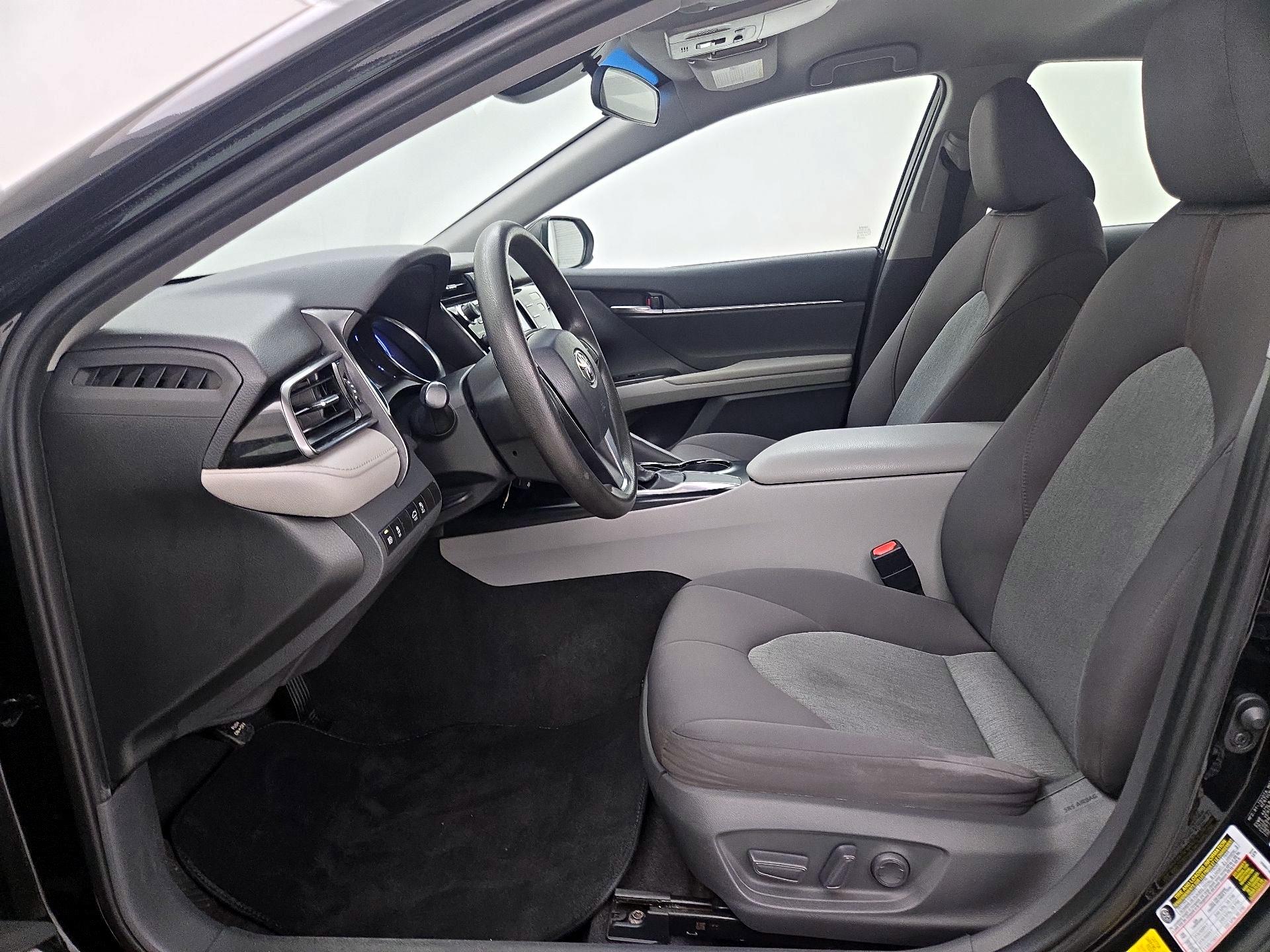 Thumbnail: 2020 Toyota Camry - 11