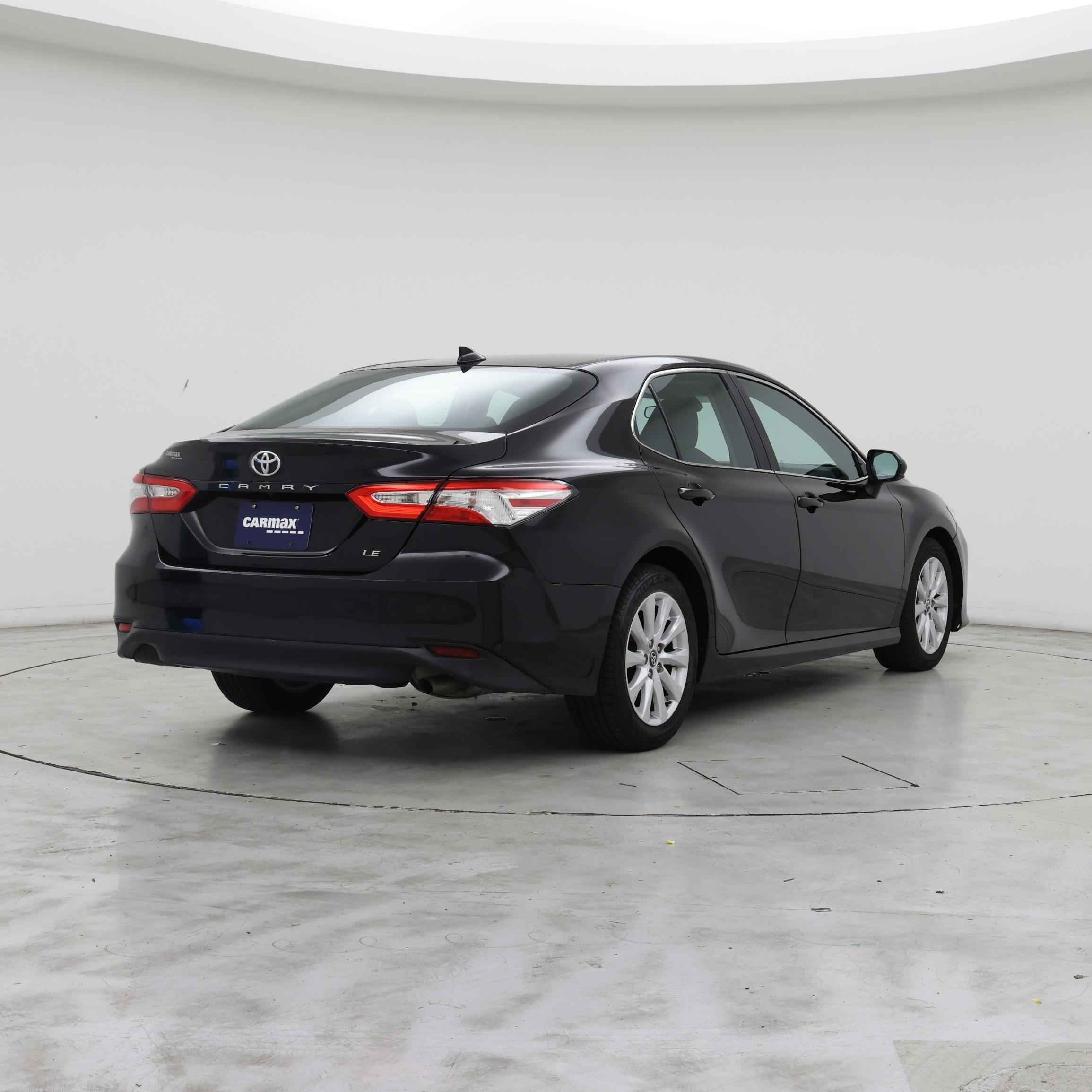 Thumbnail: 2020 Toyota Camry - 8