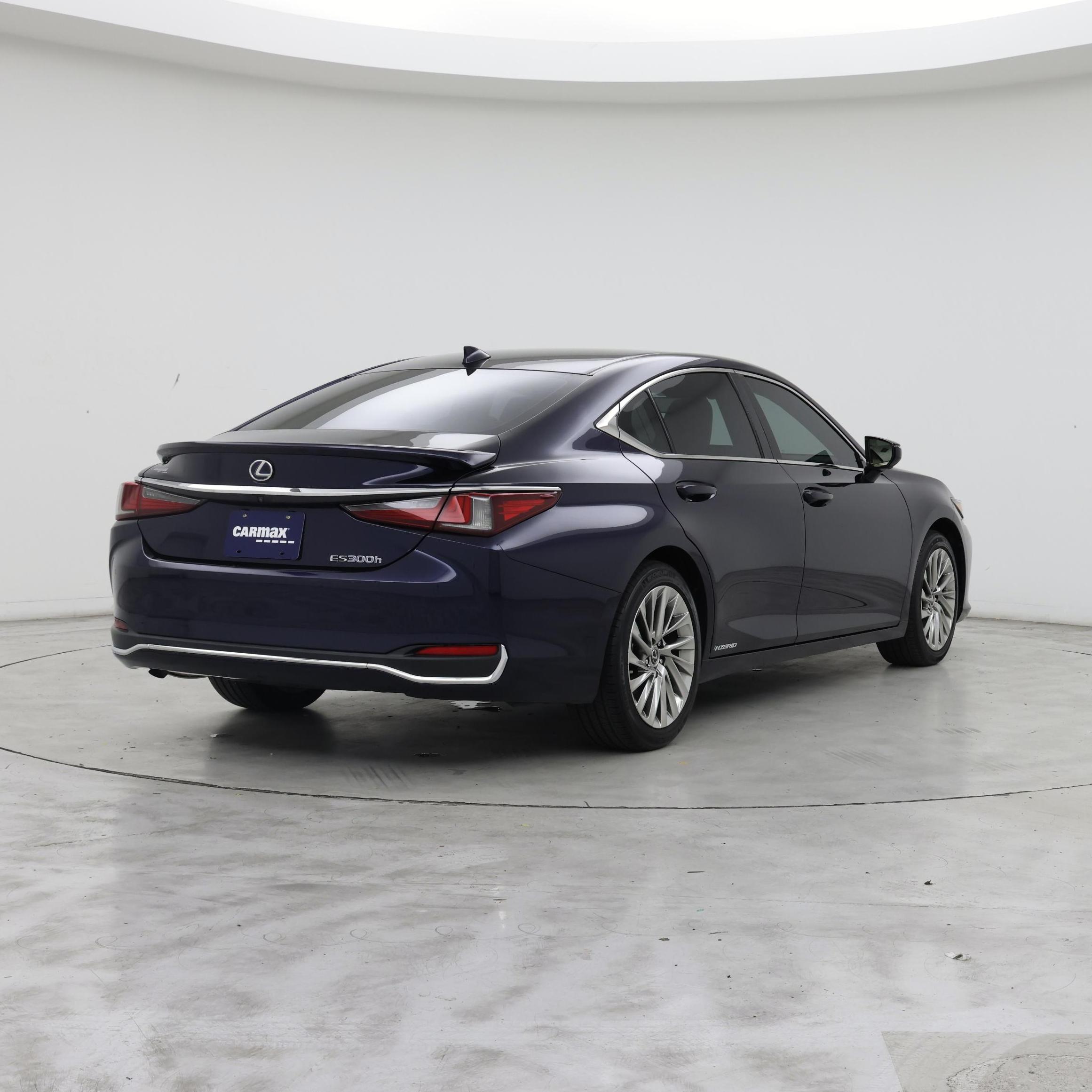 Thumbnail: 2022 Lexus ES - 8