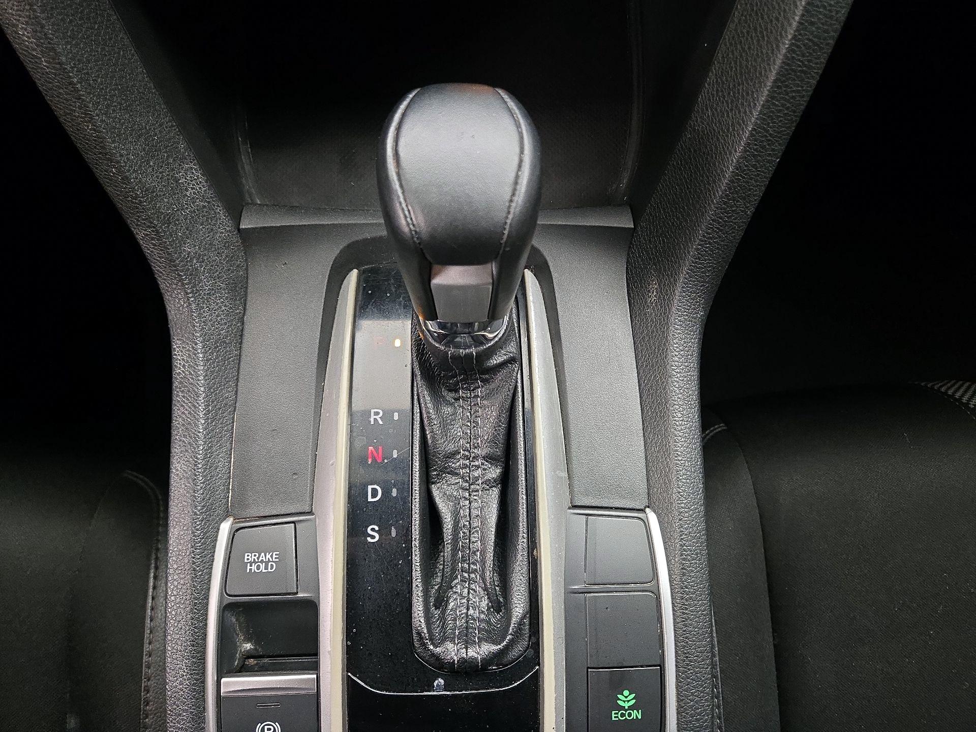 Thumbnail: 2019 Honda Civic - 17