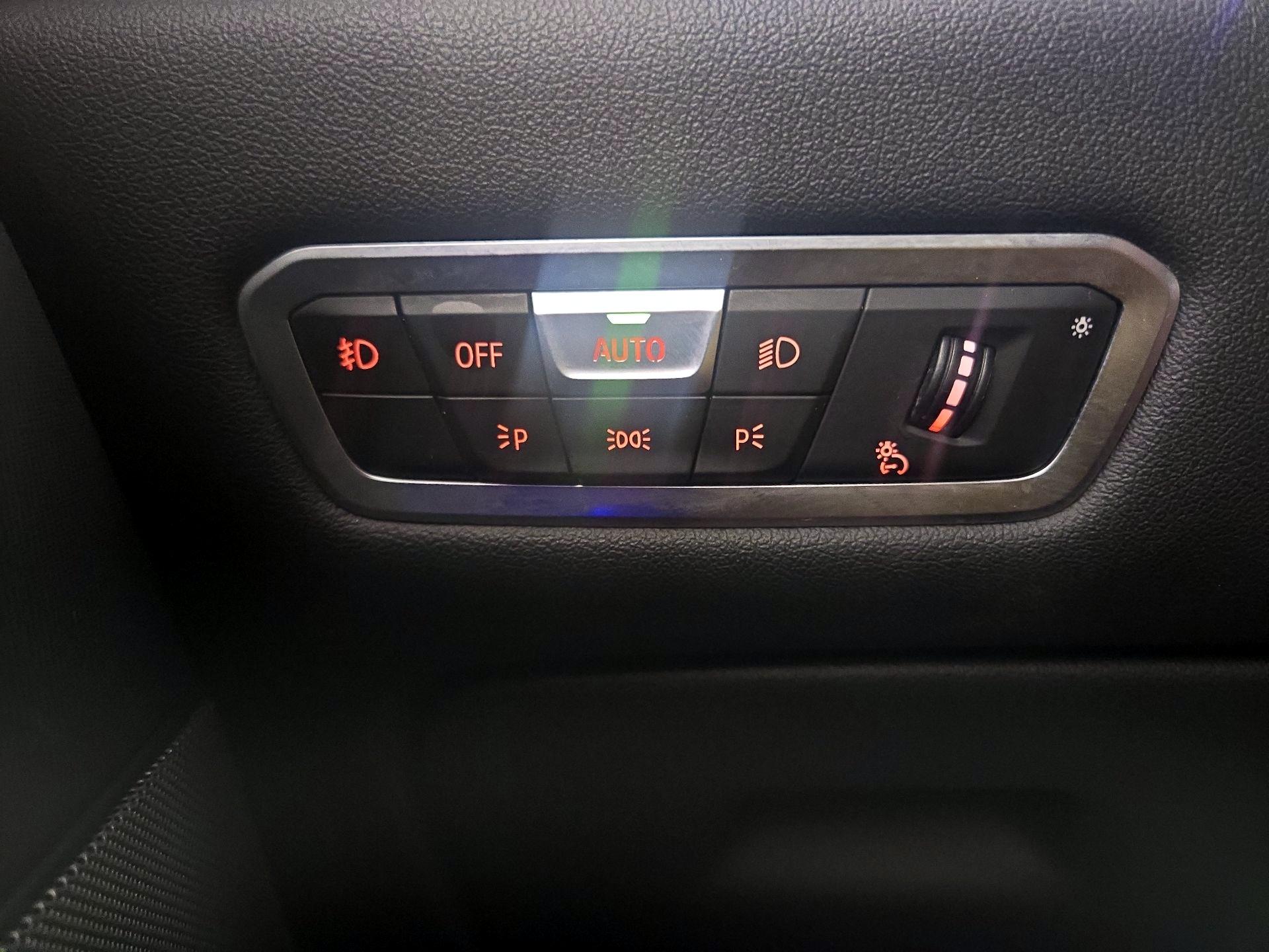 Thumbnail: 2020 BMW X6 - 13