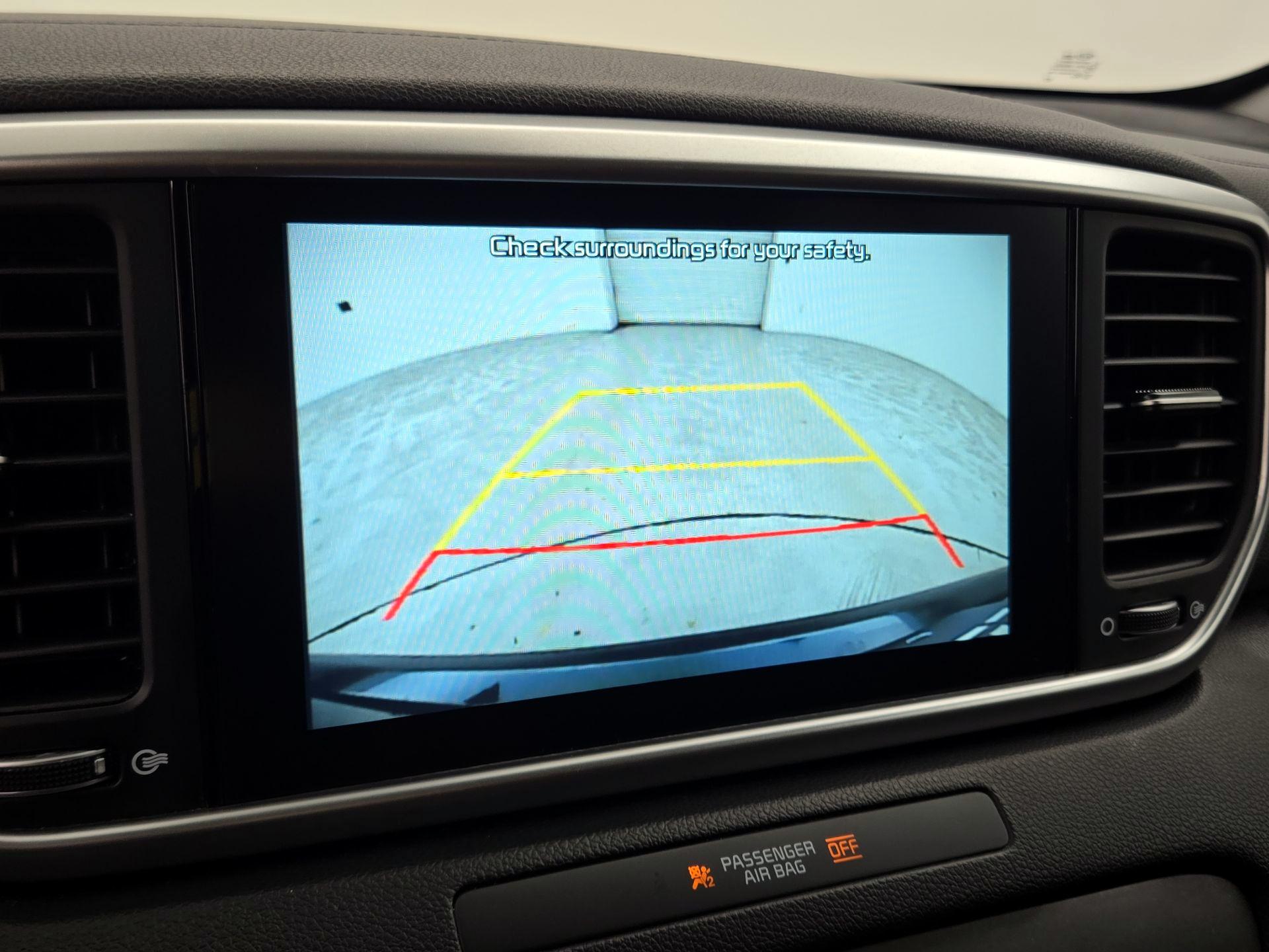 Thumbnail: 2020 Kia Sportage - 14