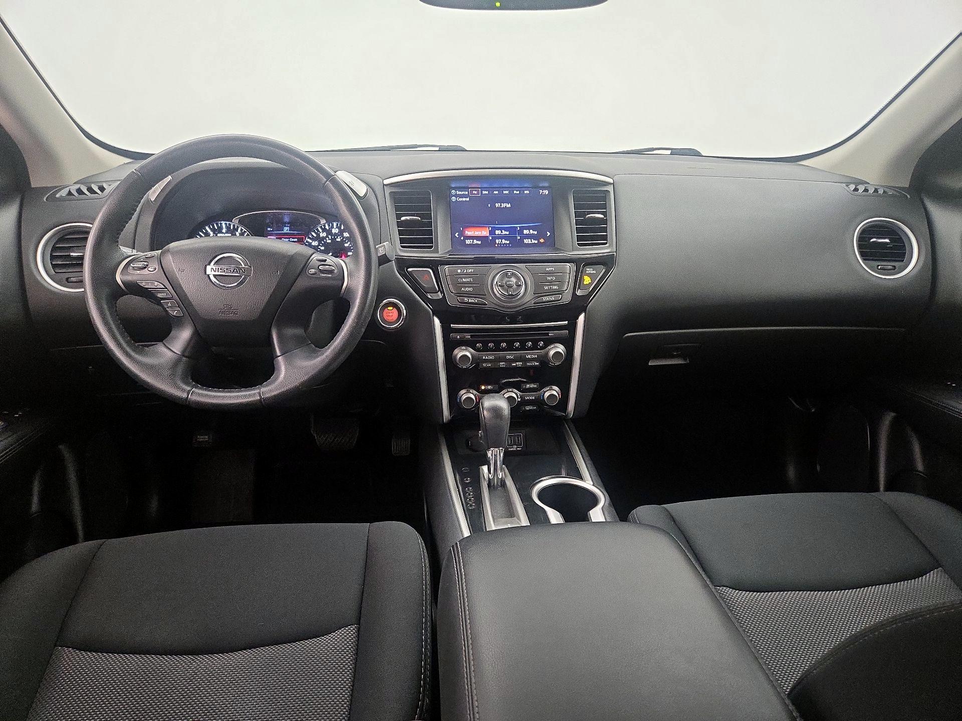 Thumbnail: 2018 Nissan Pathfinder - 9