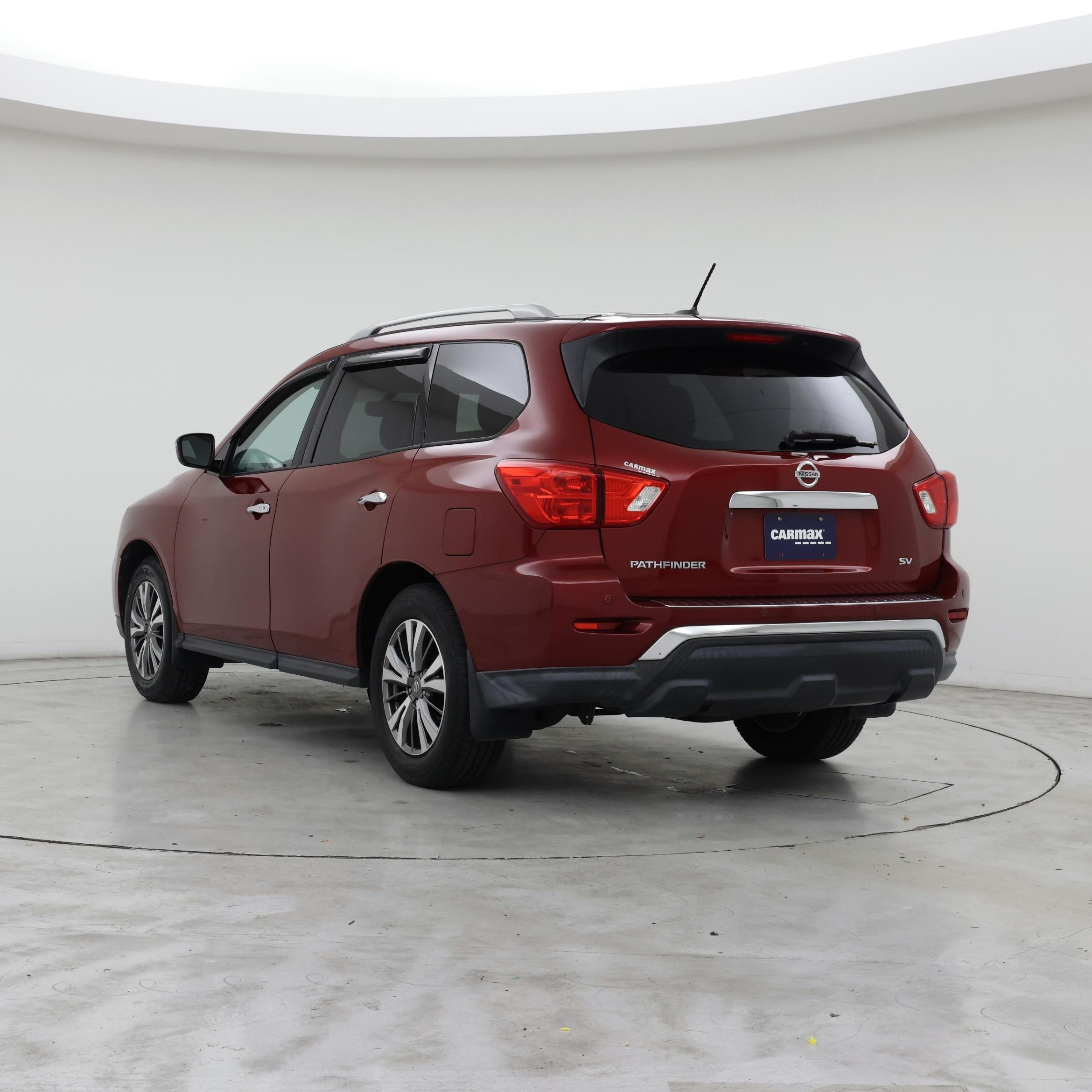 Thumbnail: 2018 Nissan Pathfinder - 2