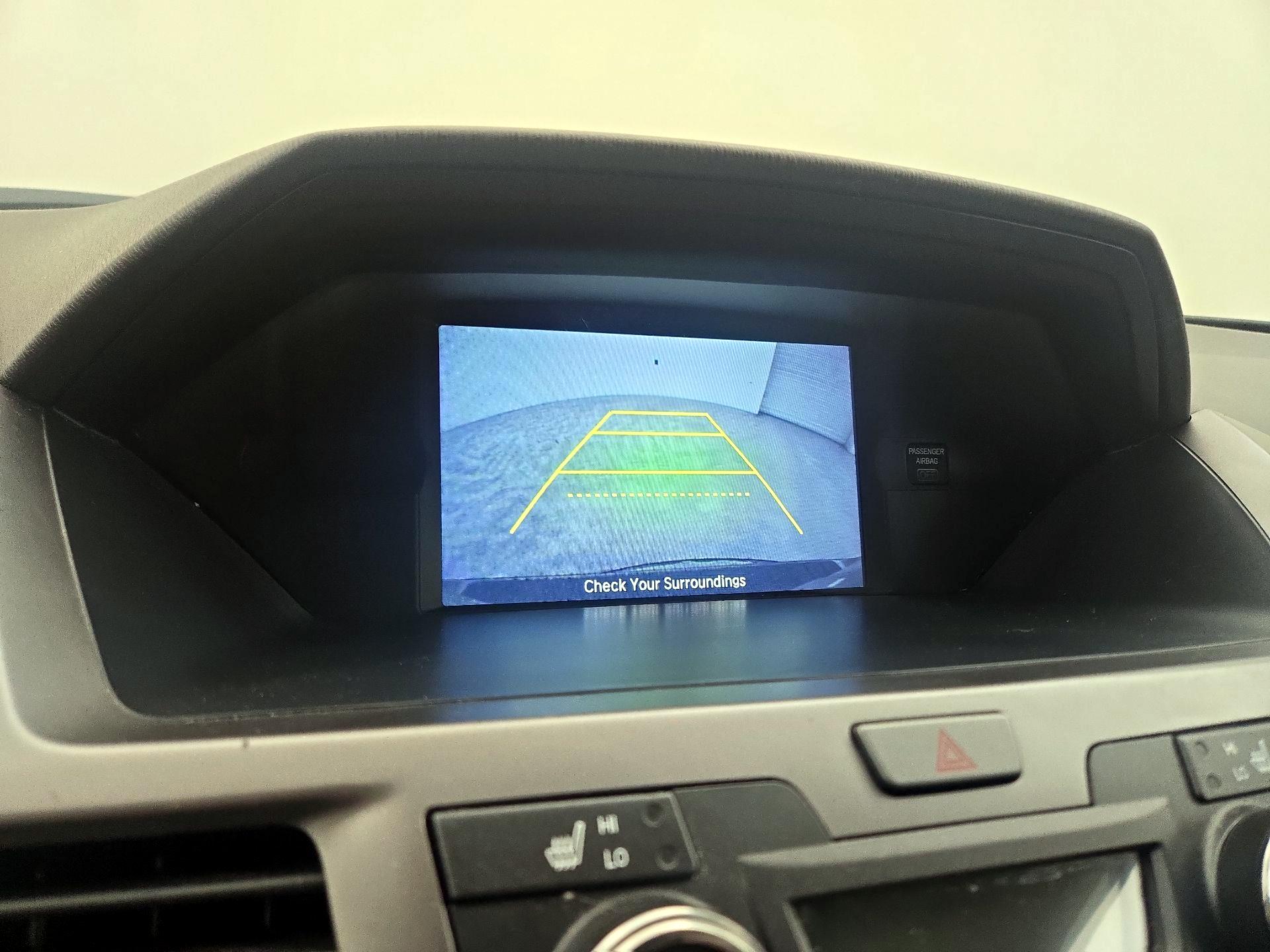 Thumbnail: 2015 Honda Odyssey - 14