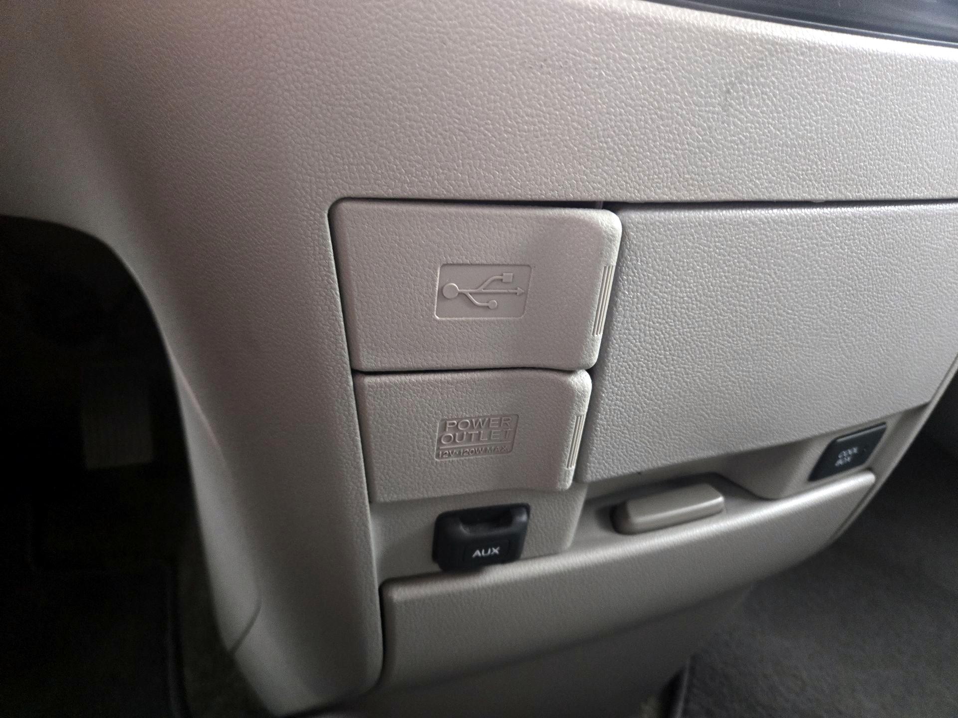 Thumbnail: 2015 Honda Odyssey - 18